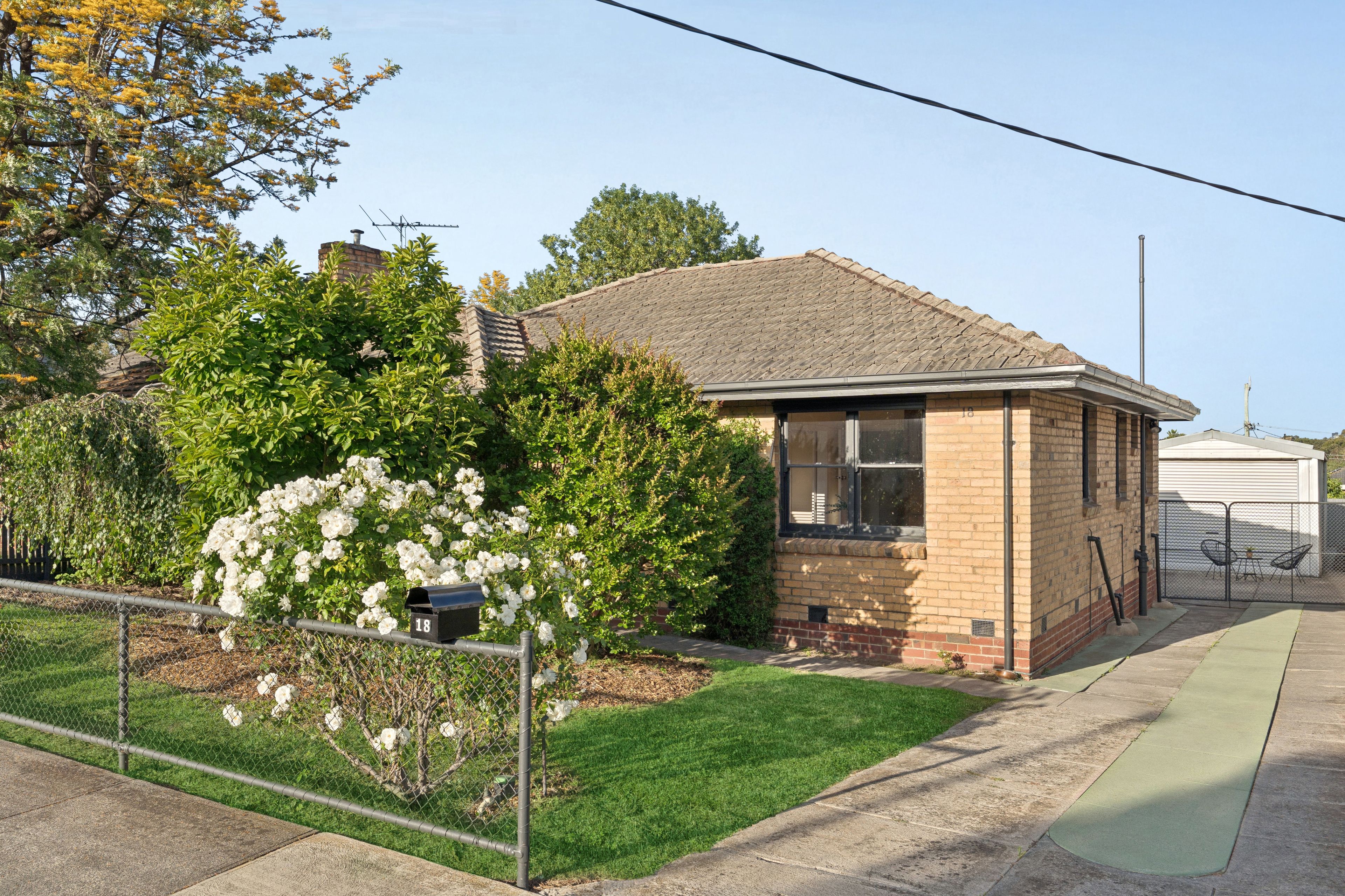 18 Gisborne Crescent, Reservoir, VIC 3073