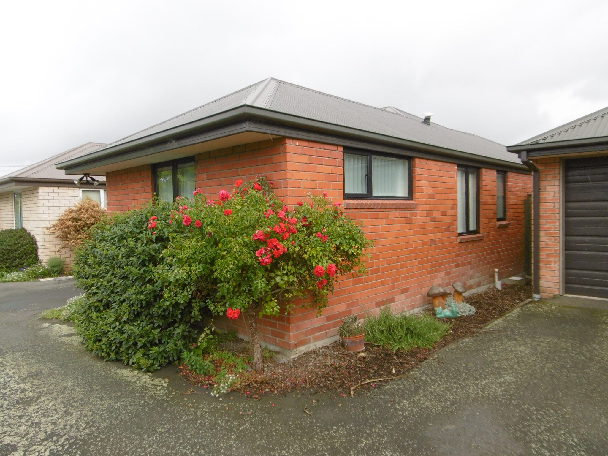 8D Mortlake Street, Islington, Christchurch City