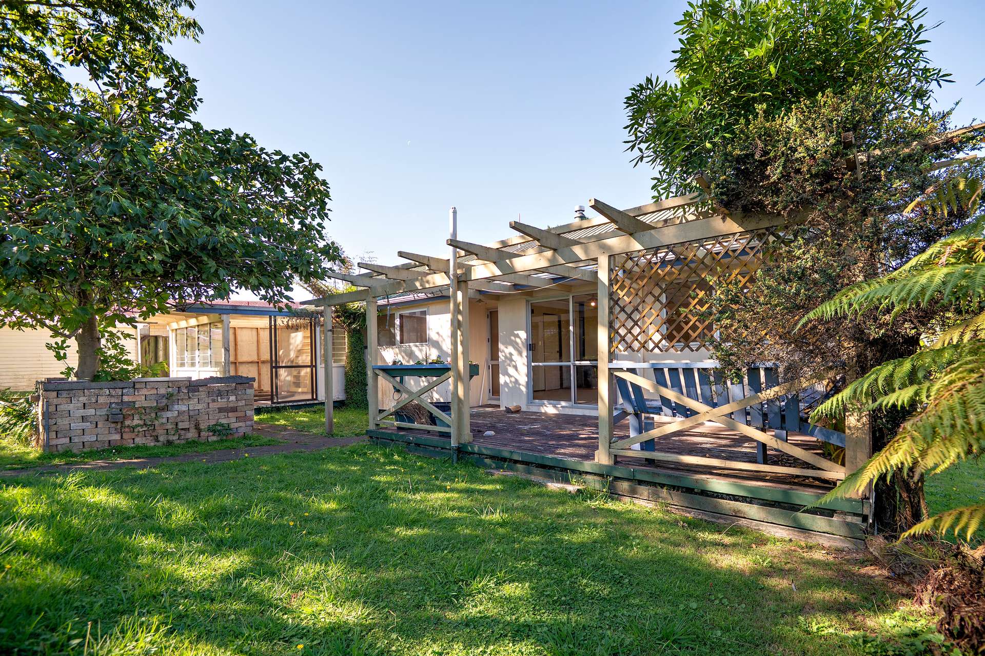 5 Sundell Place photo 17