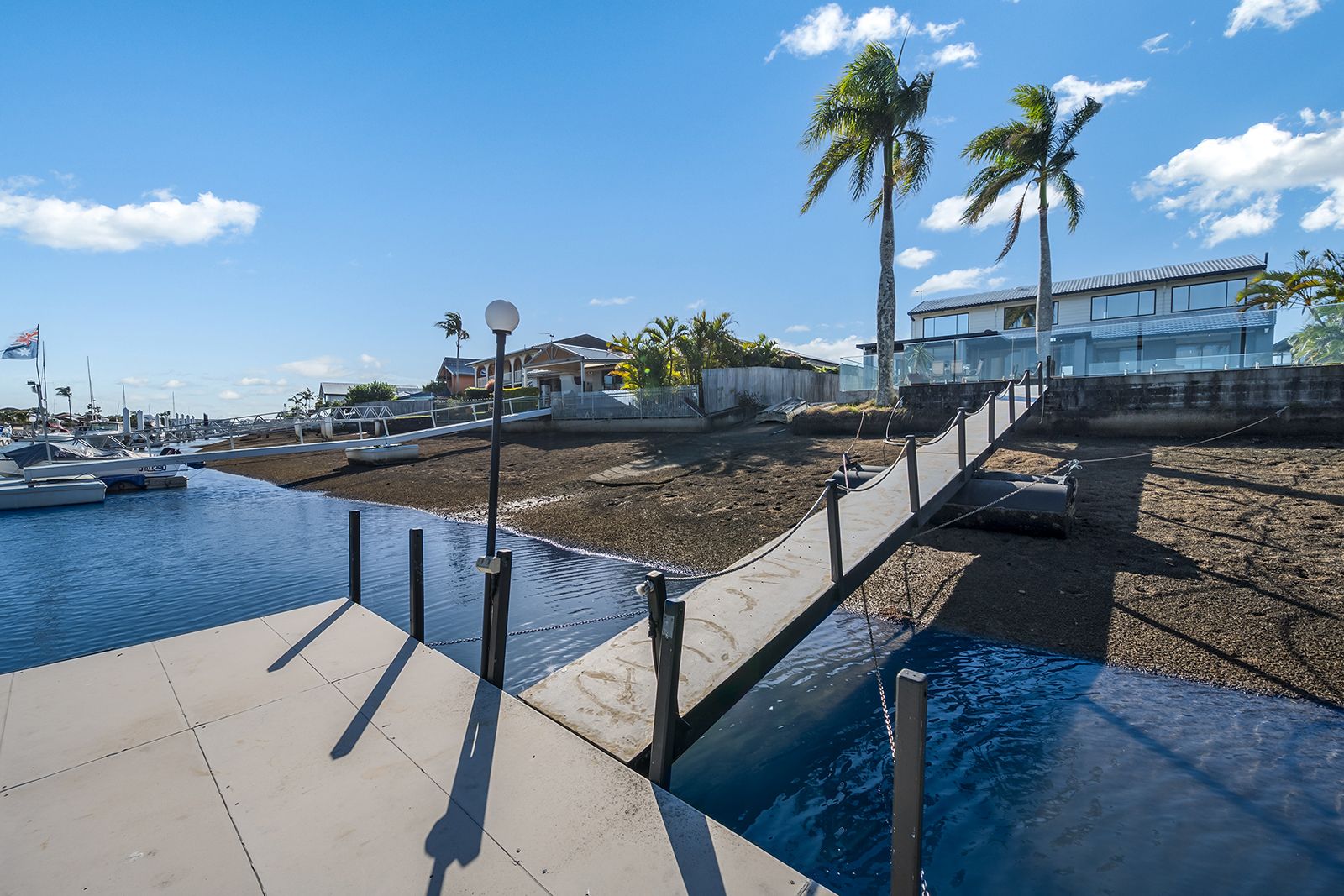 6 Southern Cross Drive, Newport, QLD 4020