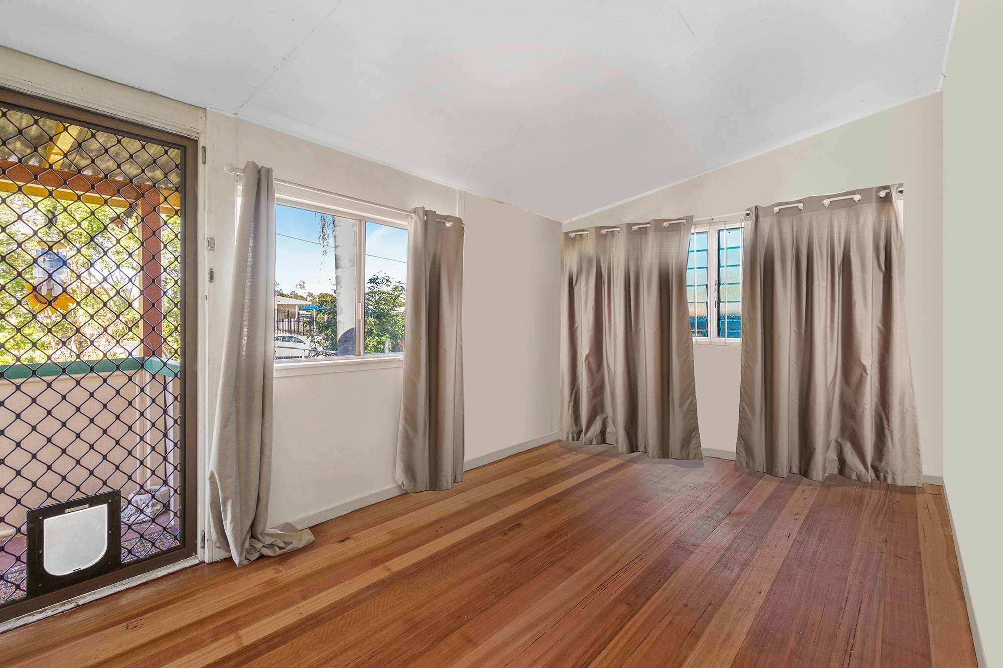 21 Charles Avenue, Logan Central, QLD 4114