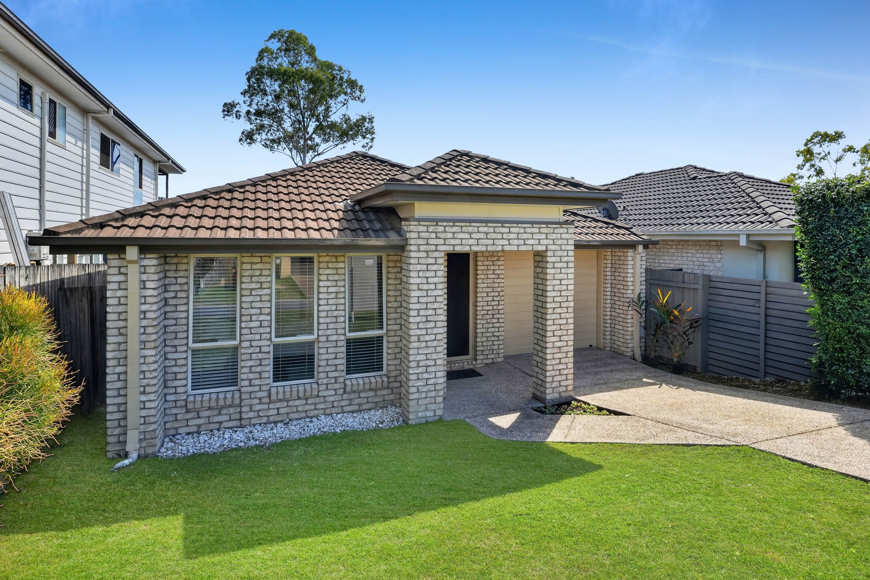 23 Waterline Crescent, Waterford, QLD 4133