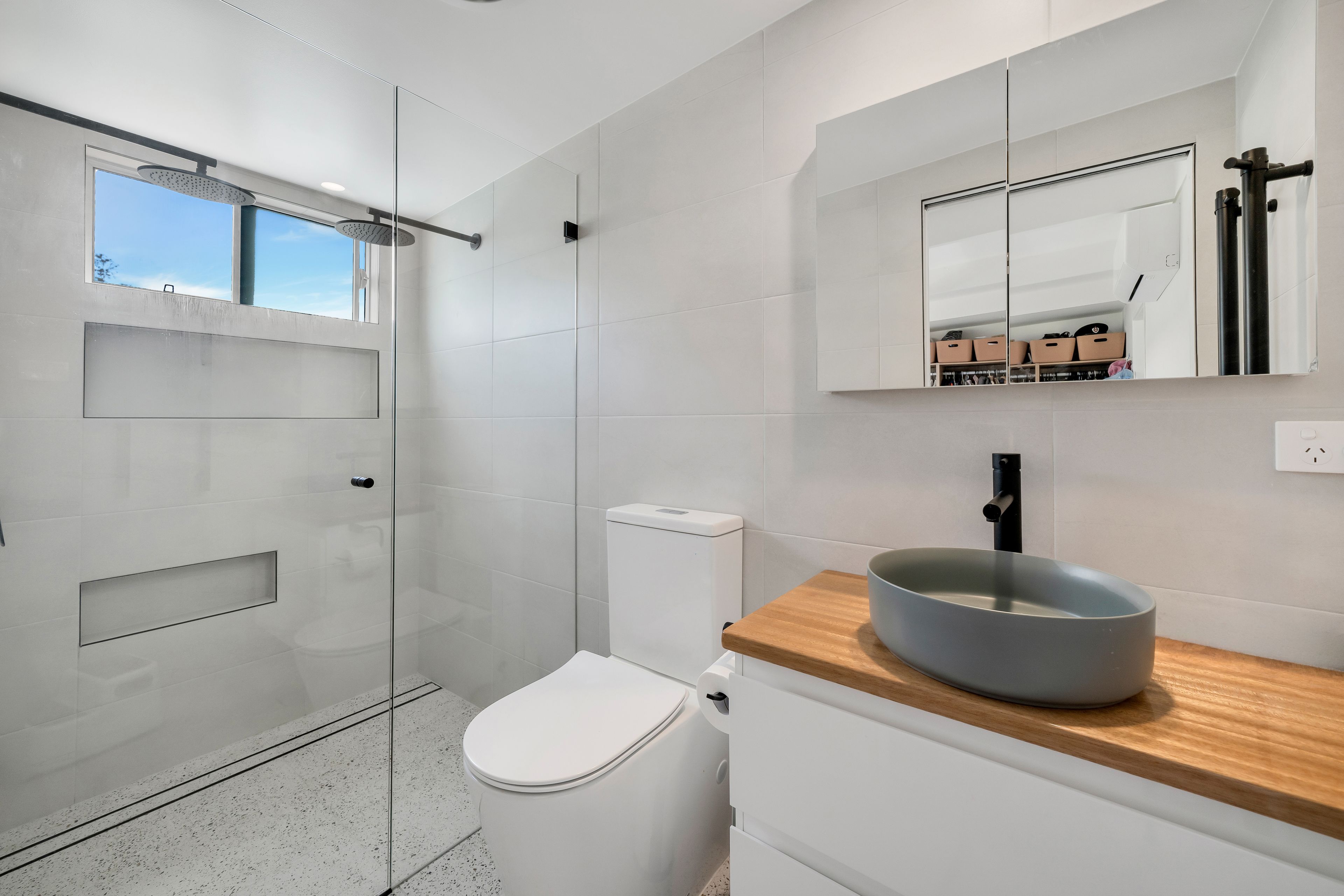 49 Kincumber Crescent — photo 11 of 20
