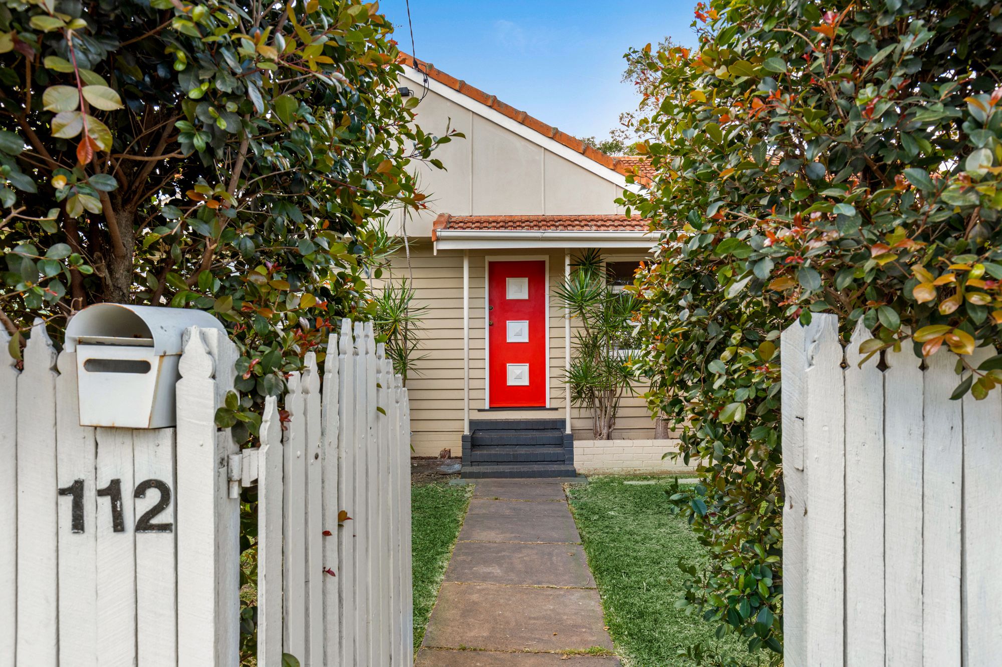 112 Graceville Avenue, Graceville, QLD 4075