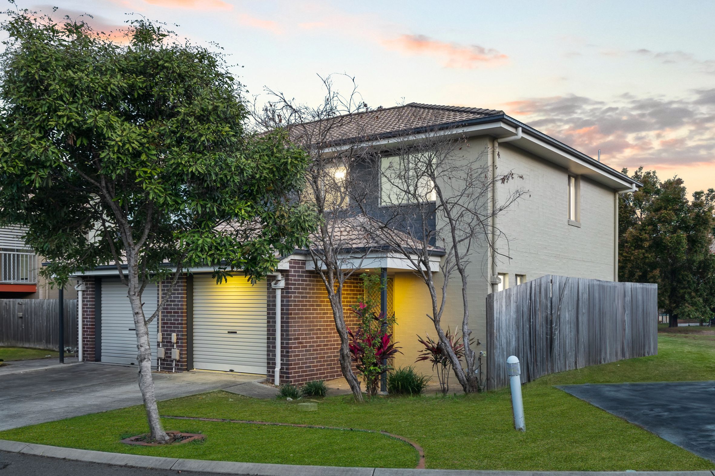 99-113 Peverell Street, Hillcrest QLD 4118