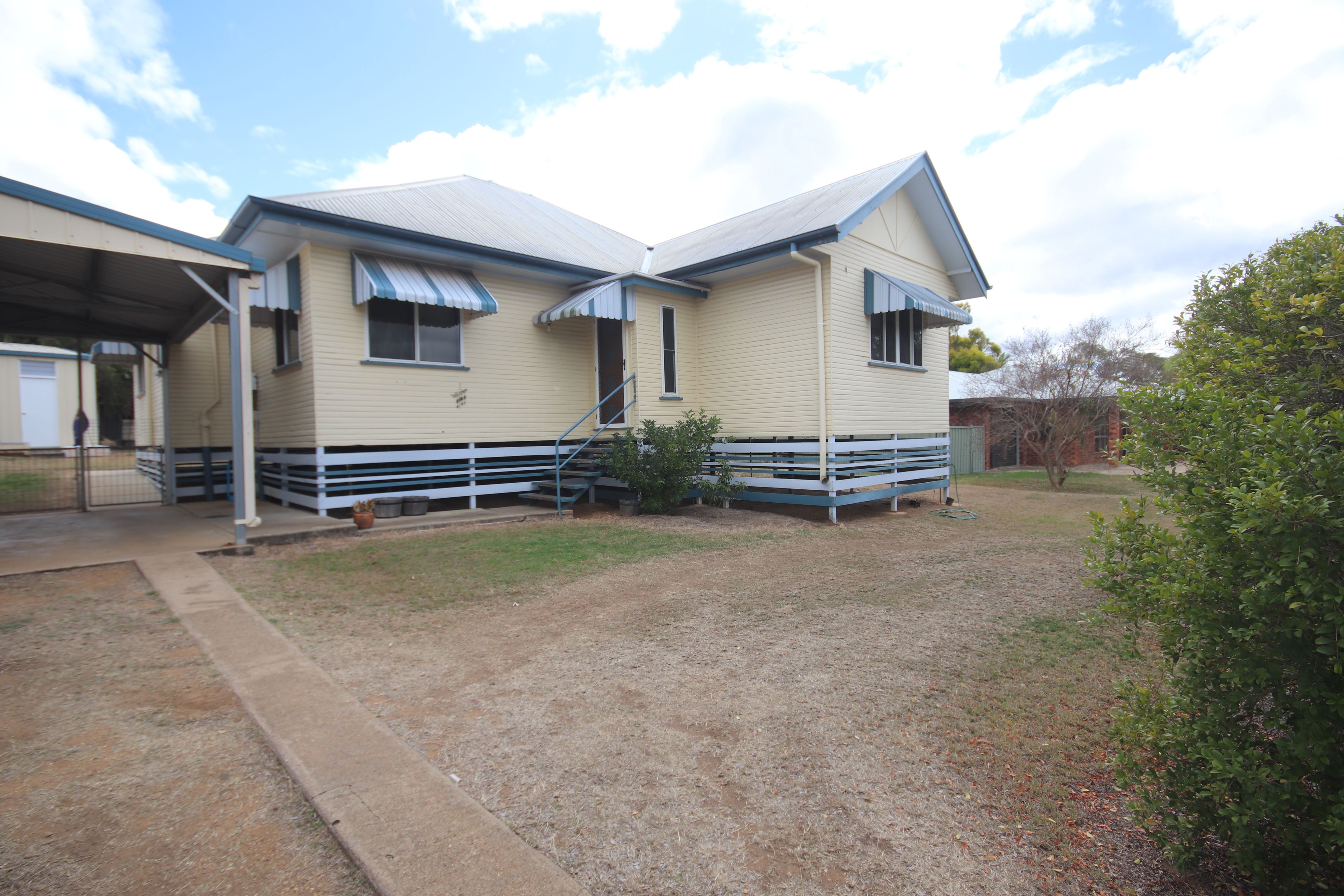 11 Charles Street — photo from Ray White Mundubbera