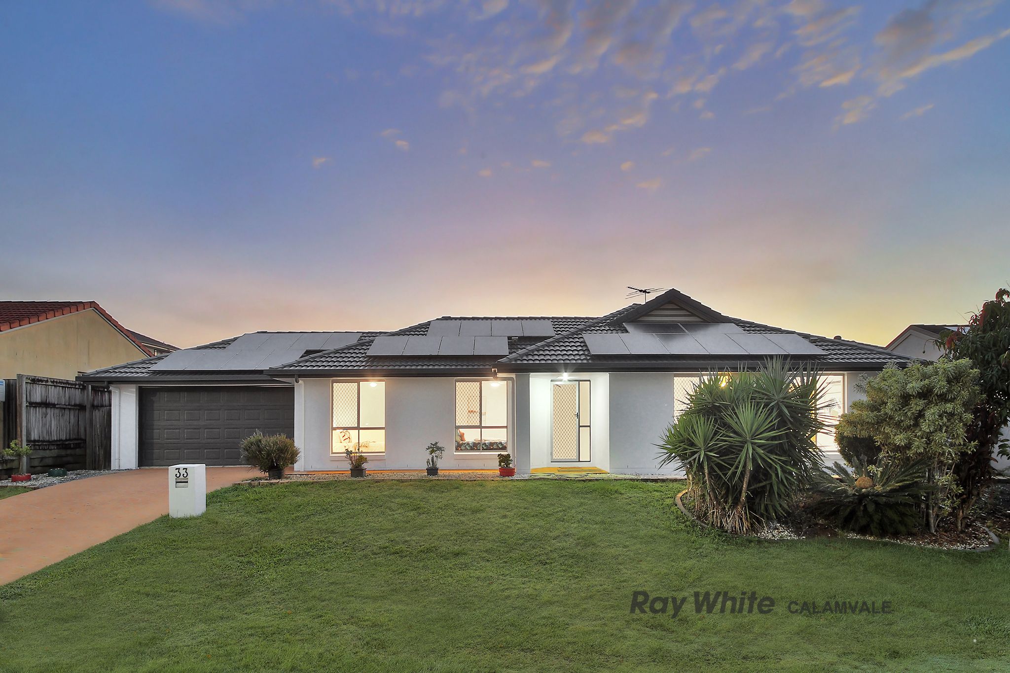 33 Michigan Crescent, Parkinson, QLD 4115