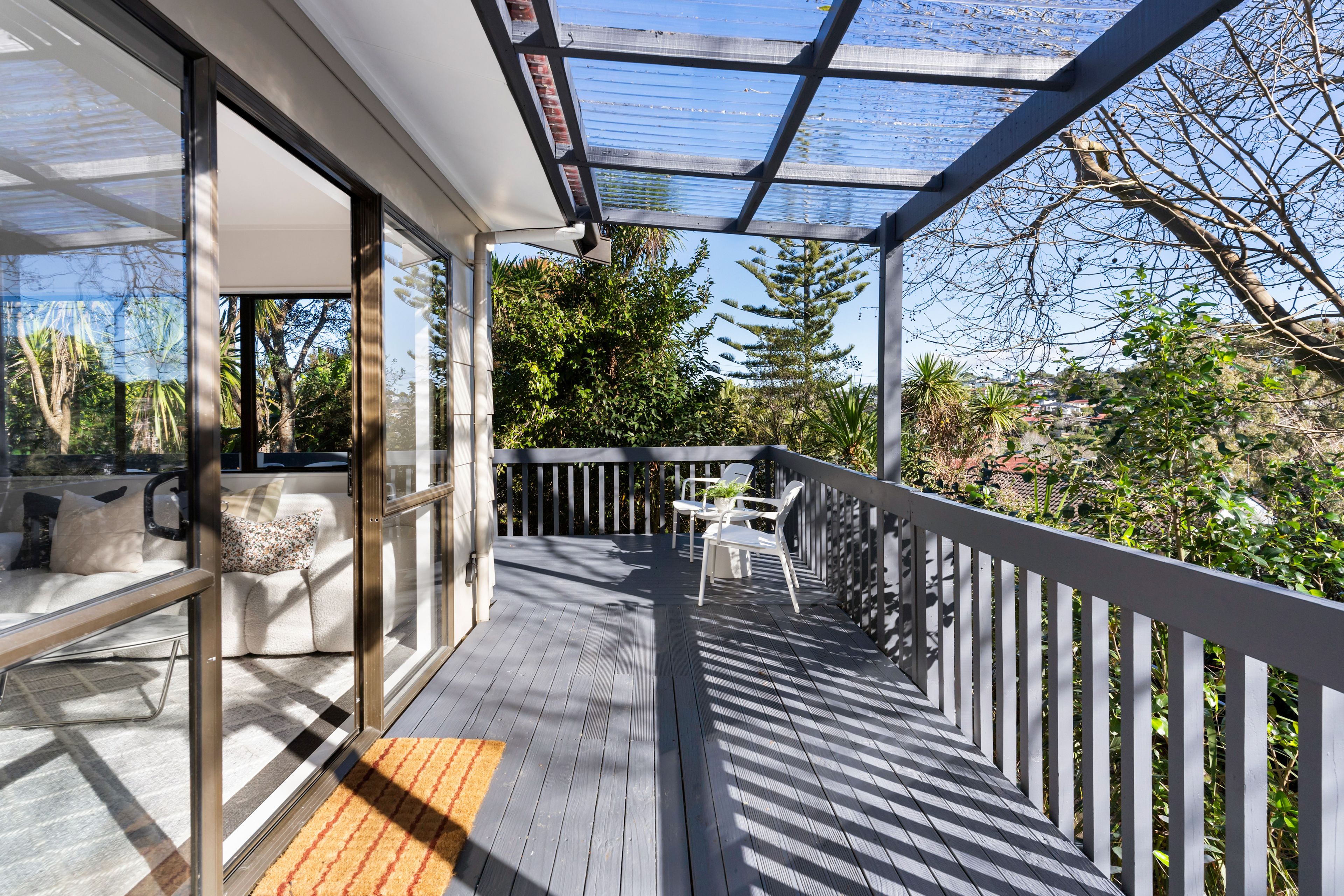 42A Woodlands Crescent, Browns Bay, North Shore City