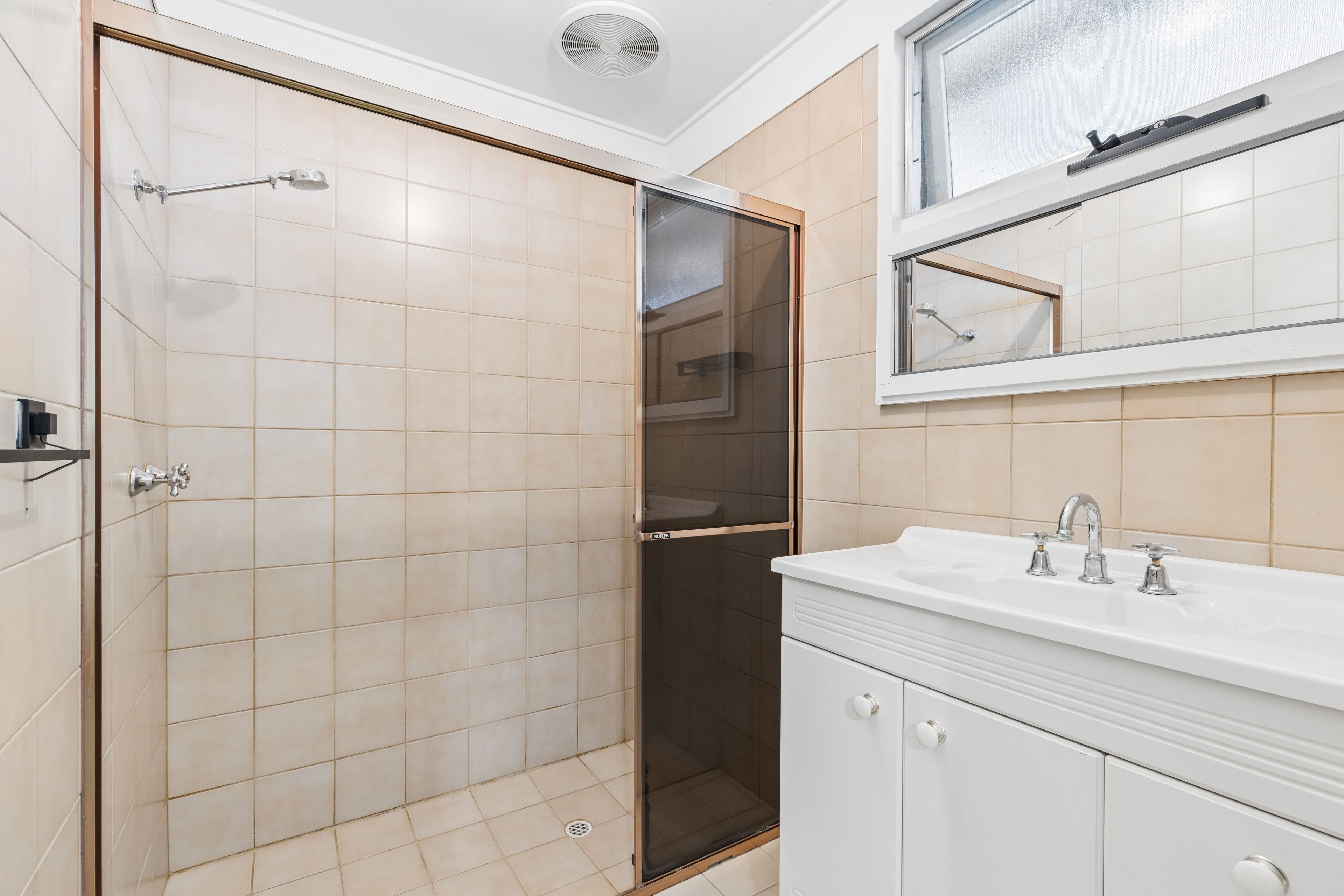 6 Reserve Avenue — photo 16 of 25
