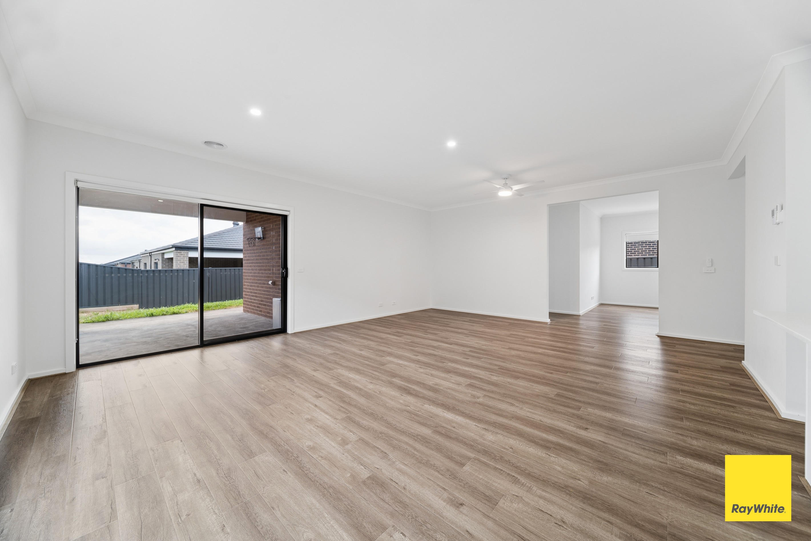 42 Namatjira Boulevard, Huntly, VIC 3551