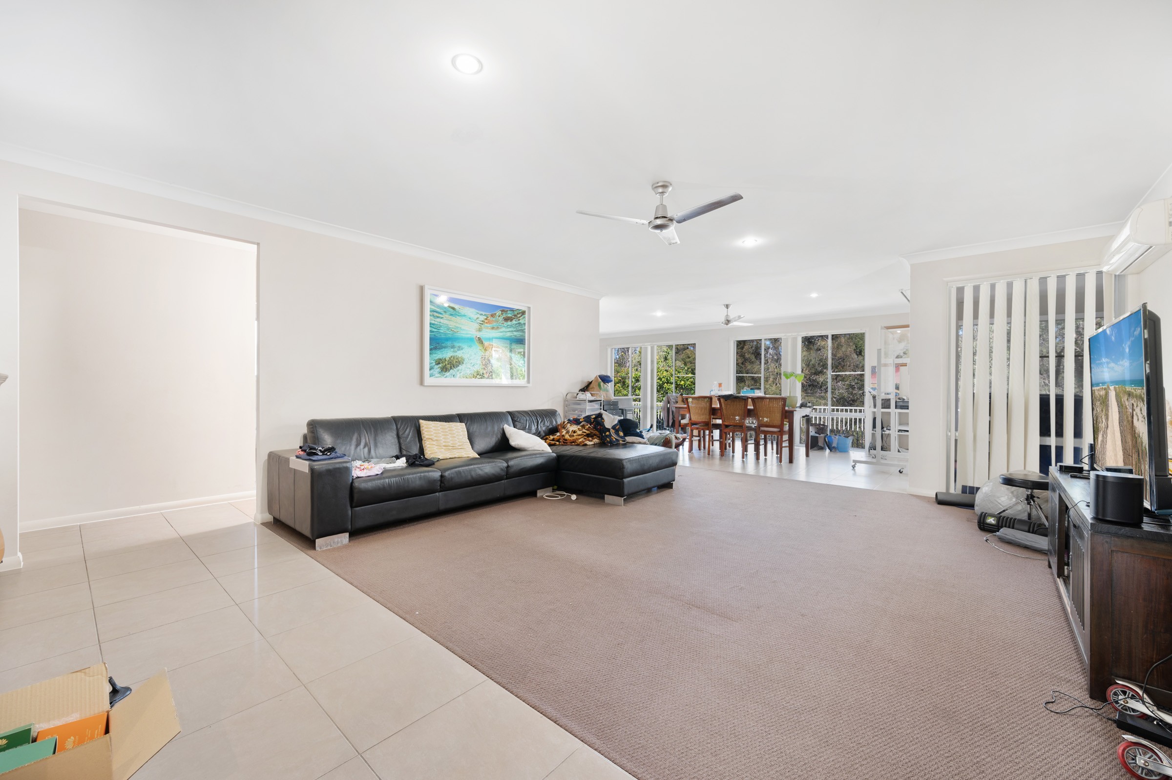 16 Pritchard Court, Pacific Pines, QLD 4211