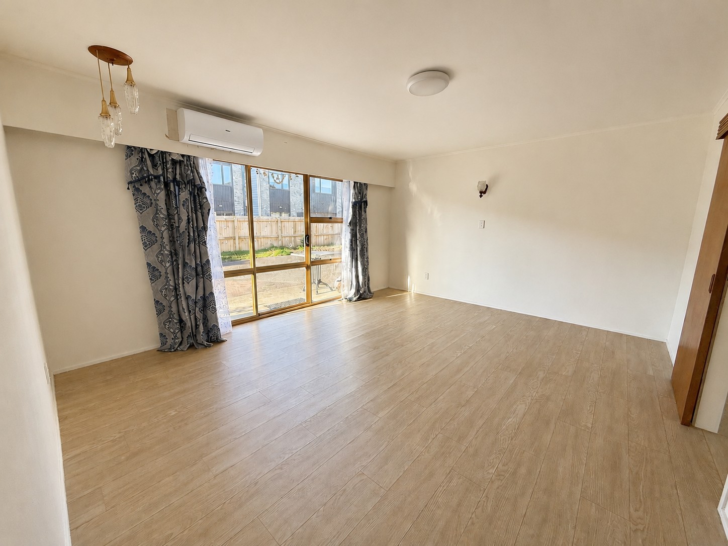 2/19 King Street, Papatoetoe, Manukau City