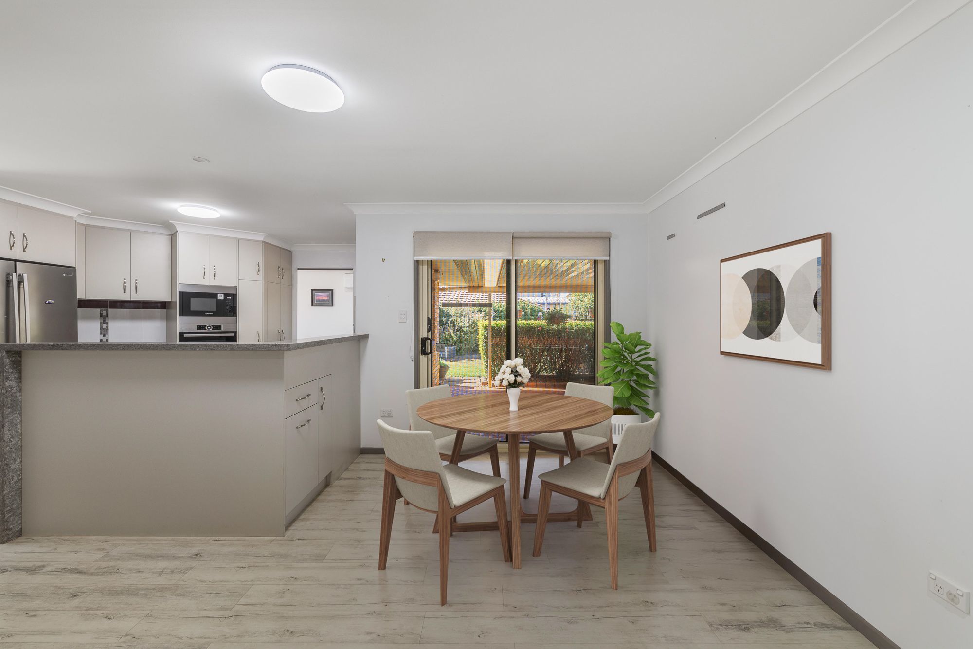 8 Grant Close — photo 6 of 20