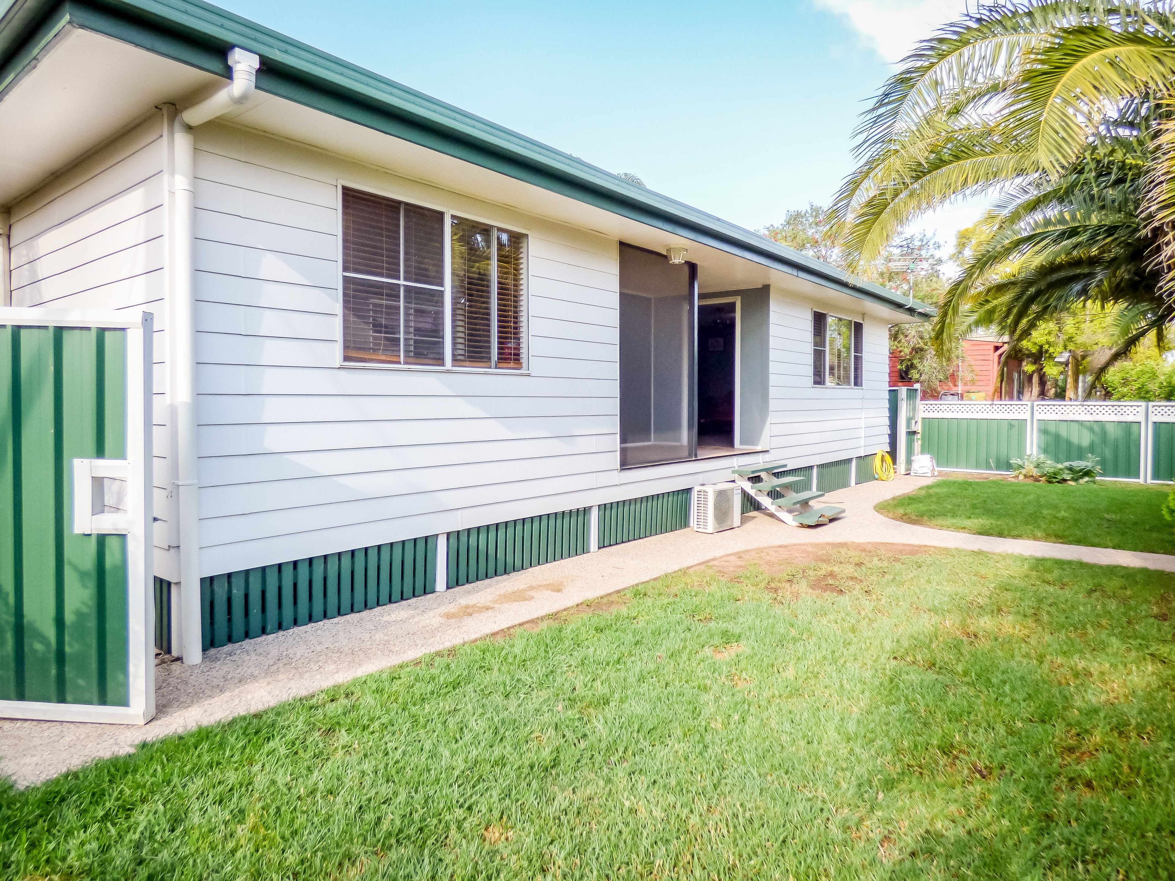 19 Robertson Street, Roma QLD 4455