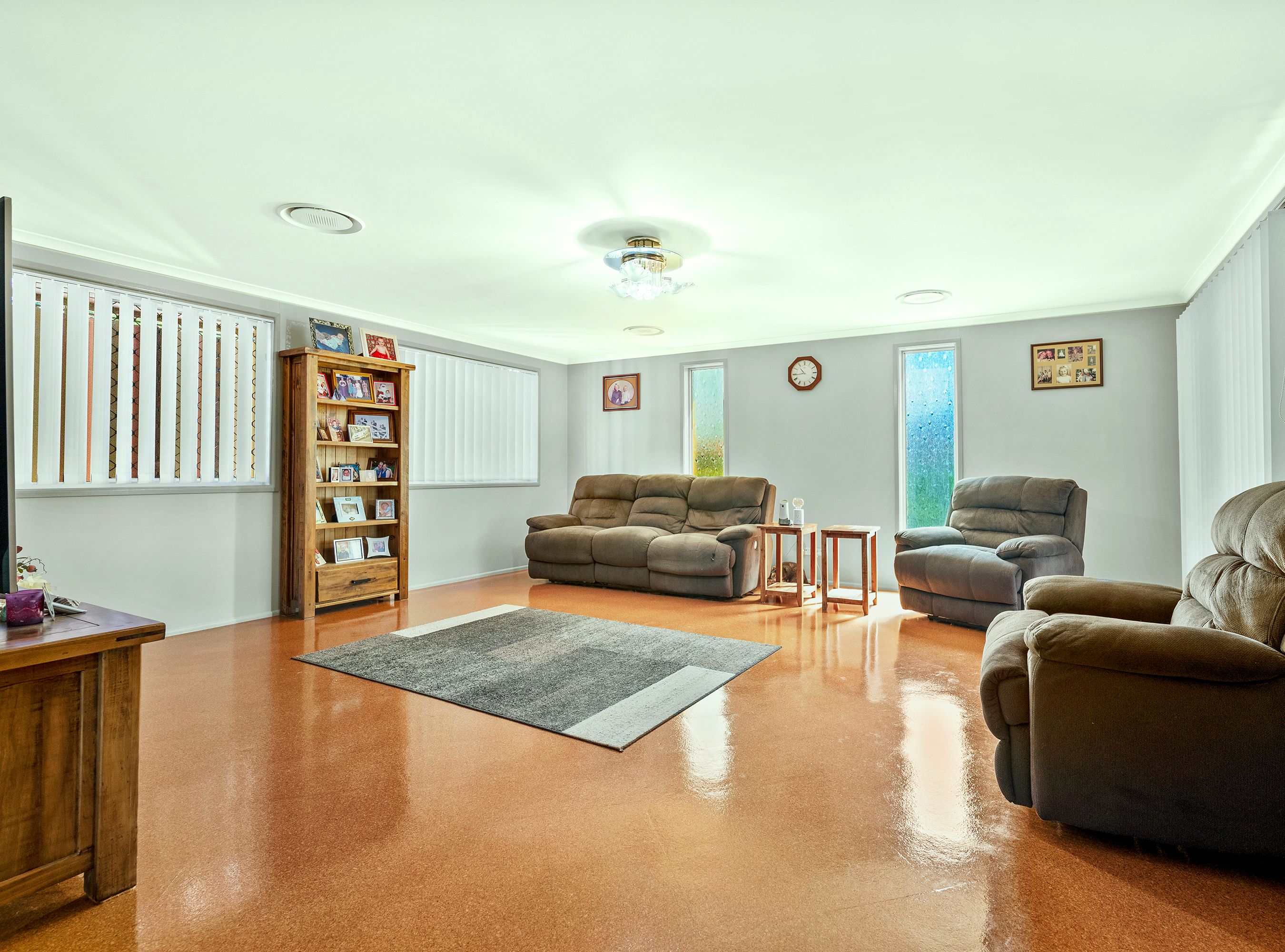 11 Estate Street — photo 6 of 30