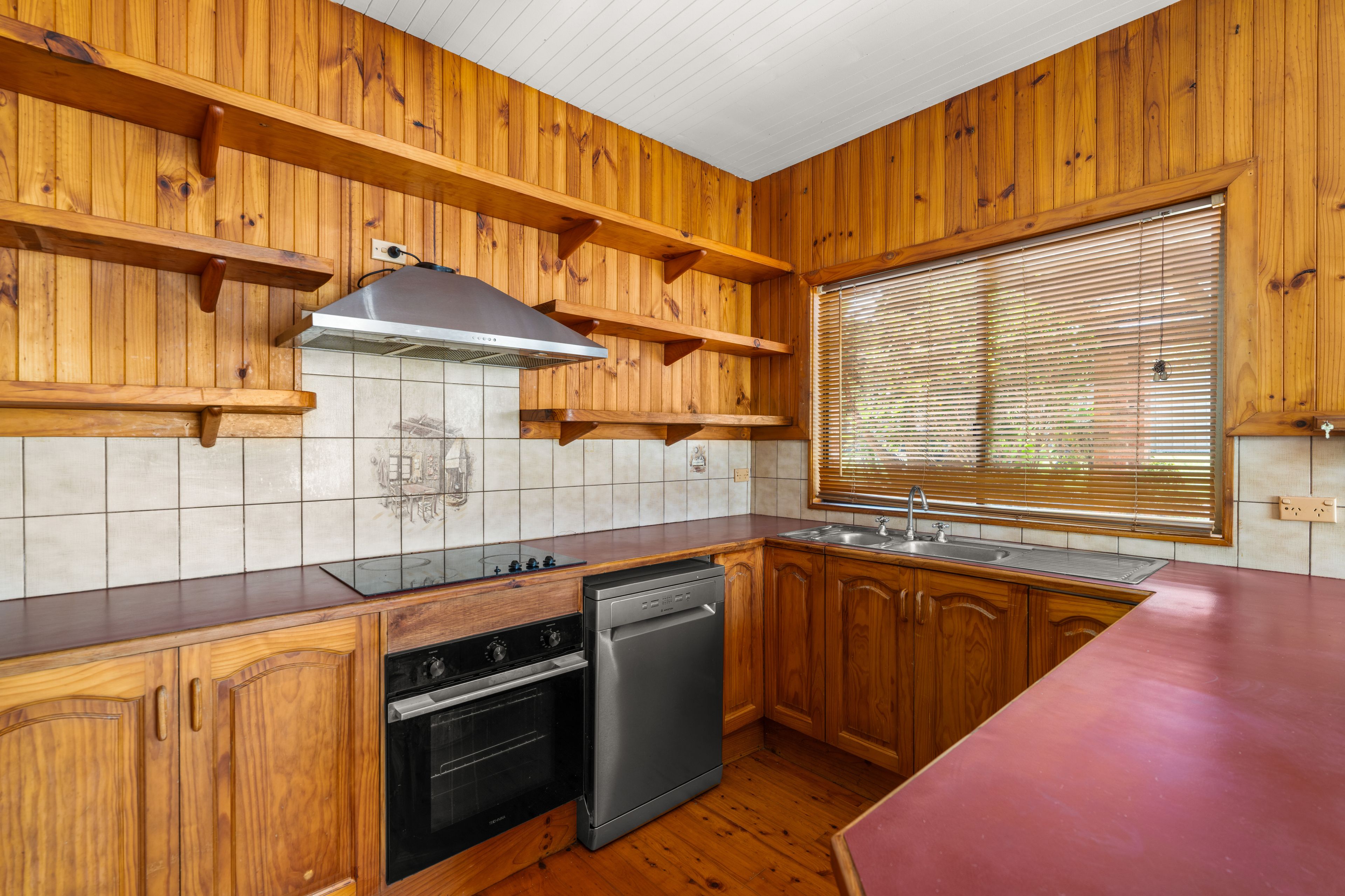 13 Watersedge Avenue, Basin View, NSW