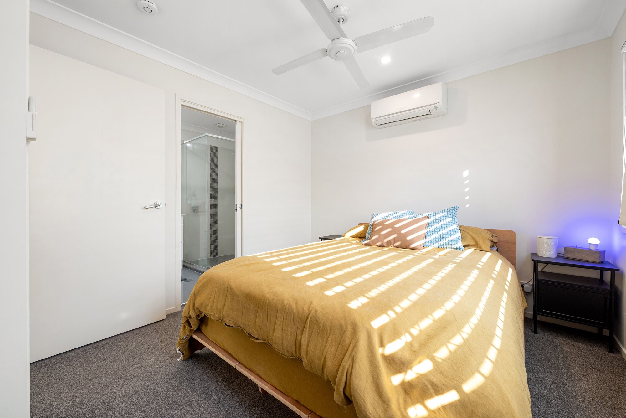 2/34 Waratah Avenue — photo 9 of 14