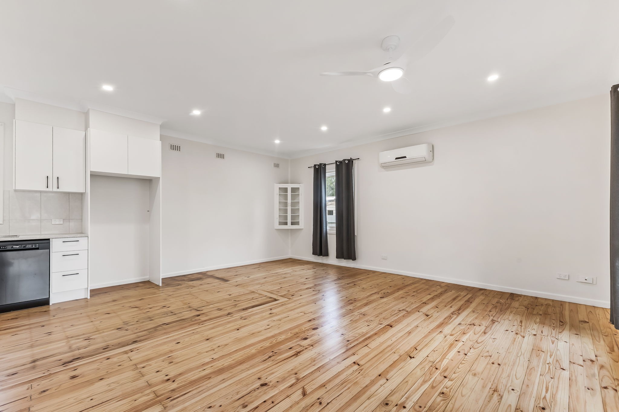 118 McKenzie Road, Elizabeth Downs, SA 5113