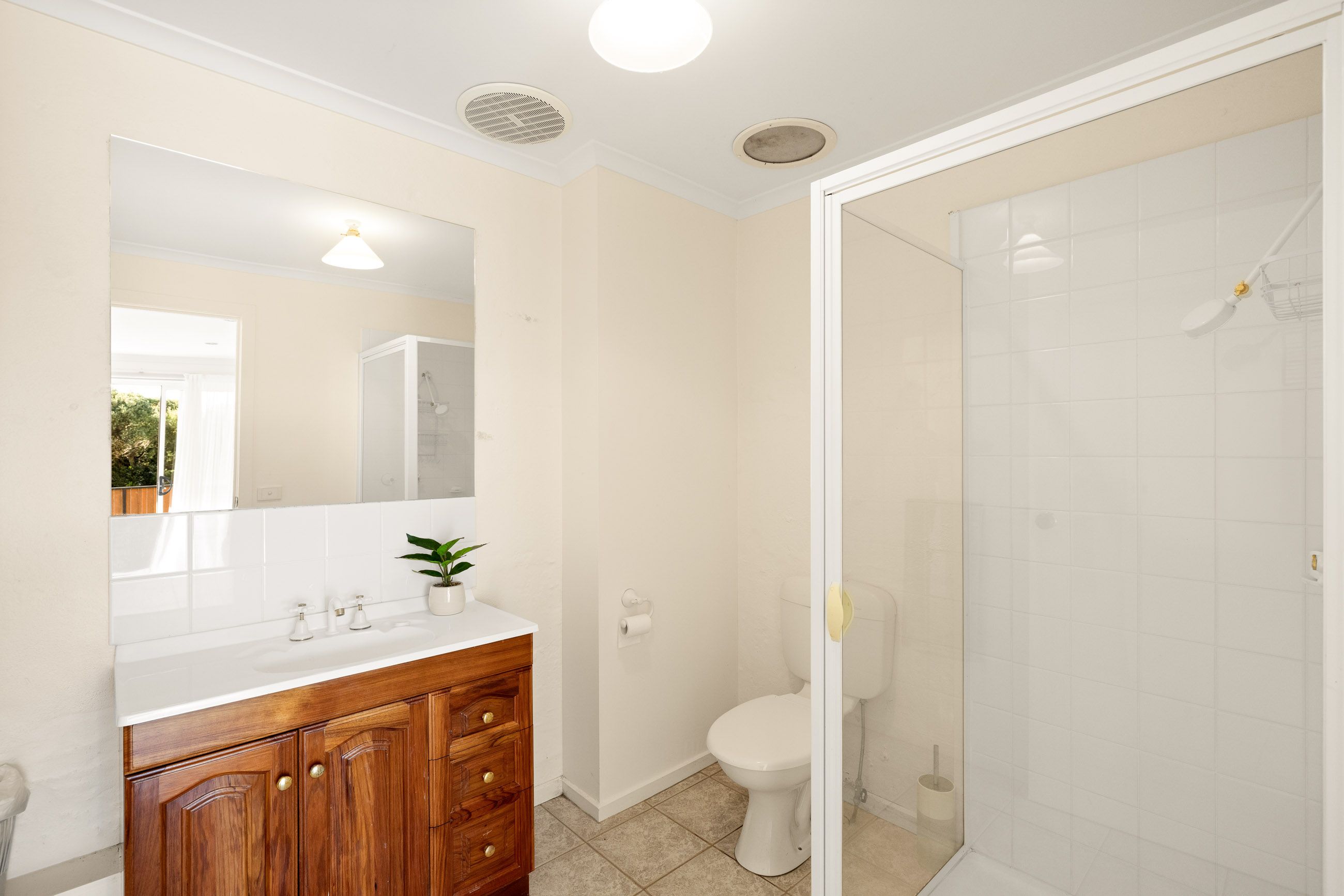 7 Broadbeach Road — photo 27 of 30