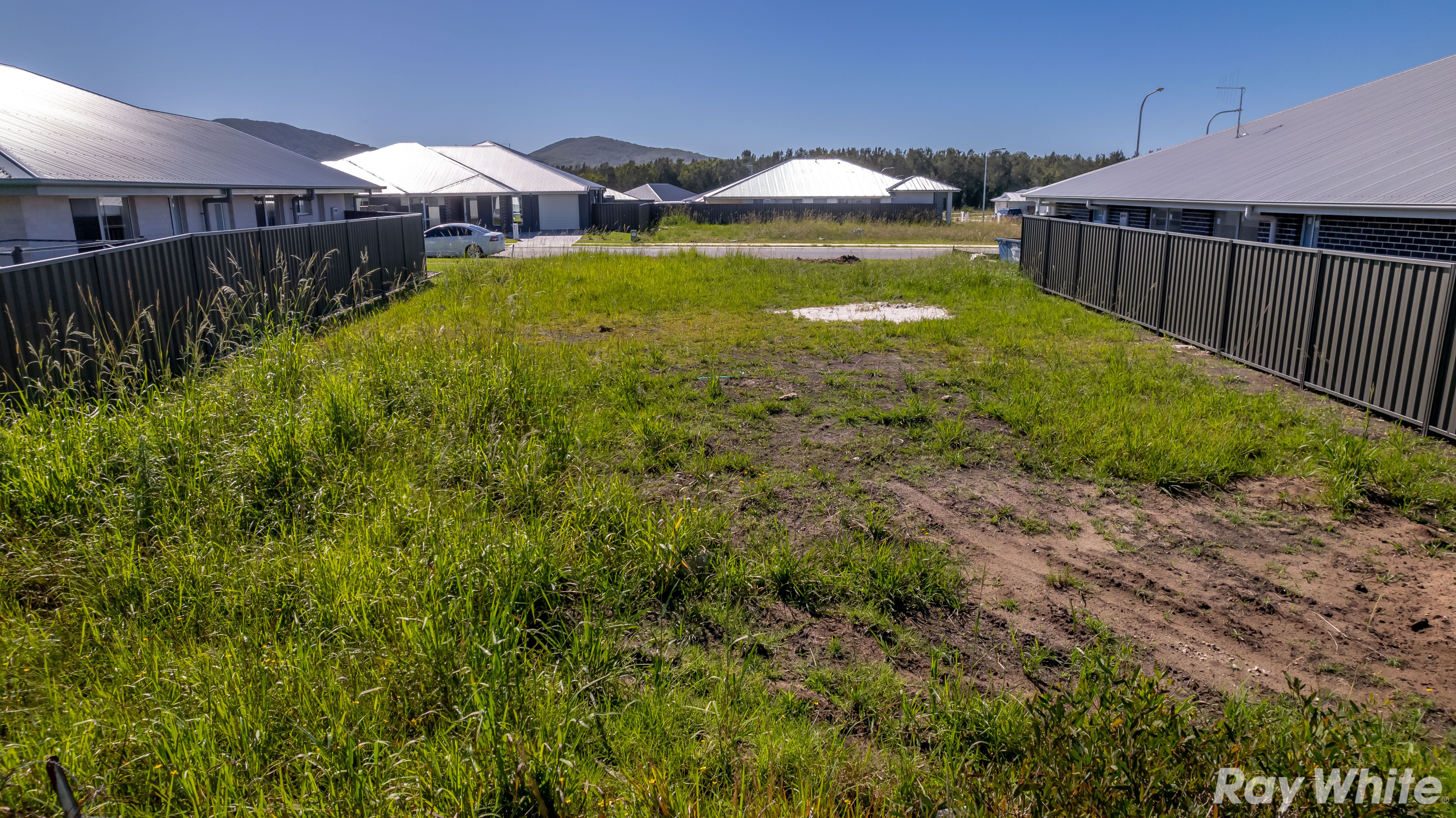 42 Iluka Boulevard, Forster, NSW 2428