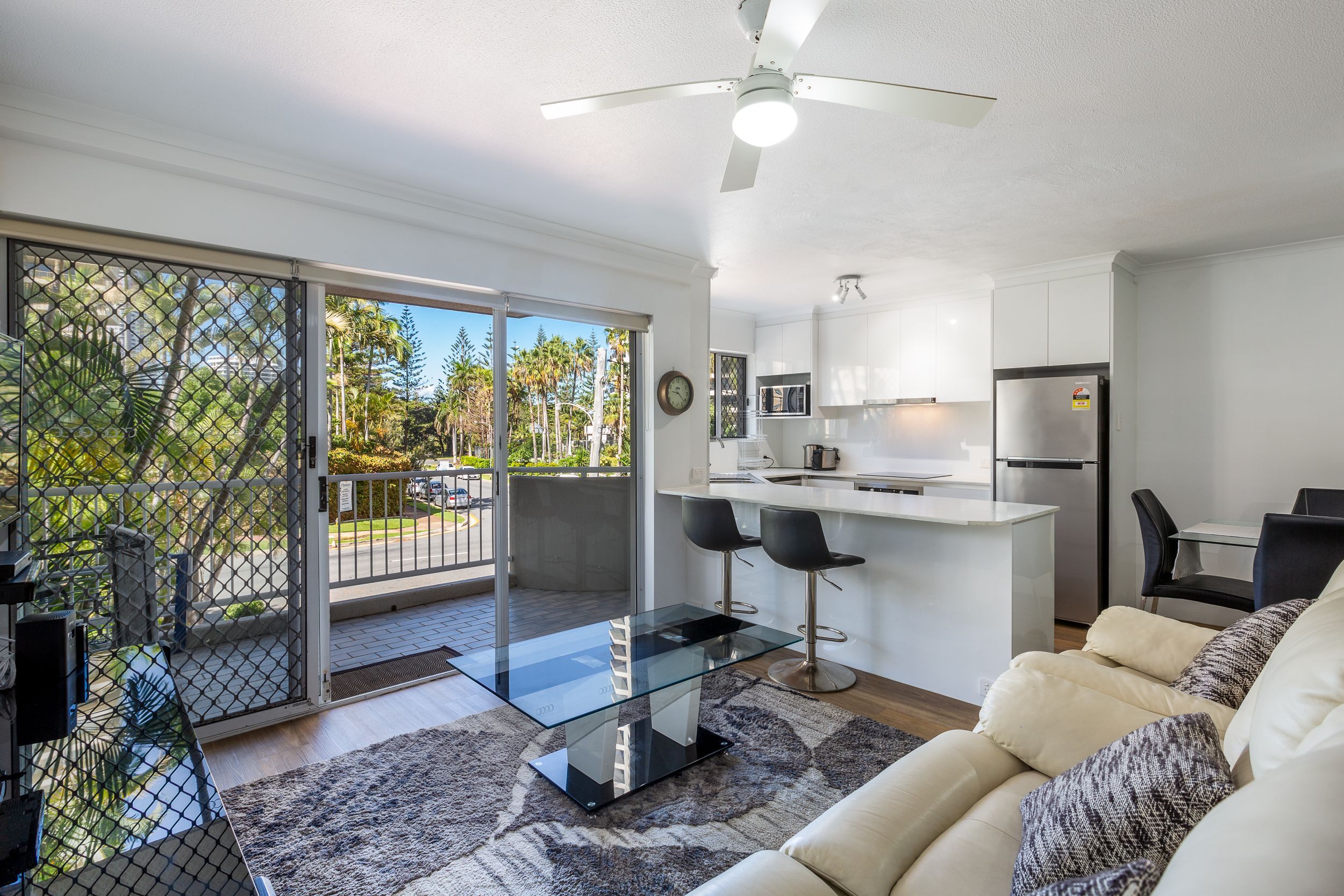 21/11 Breaker Street, Main Beach, QLD 4217