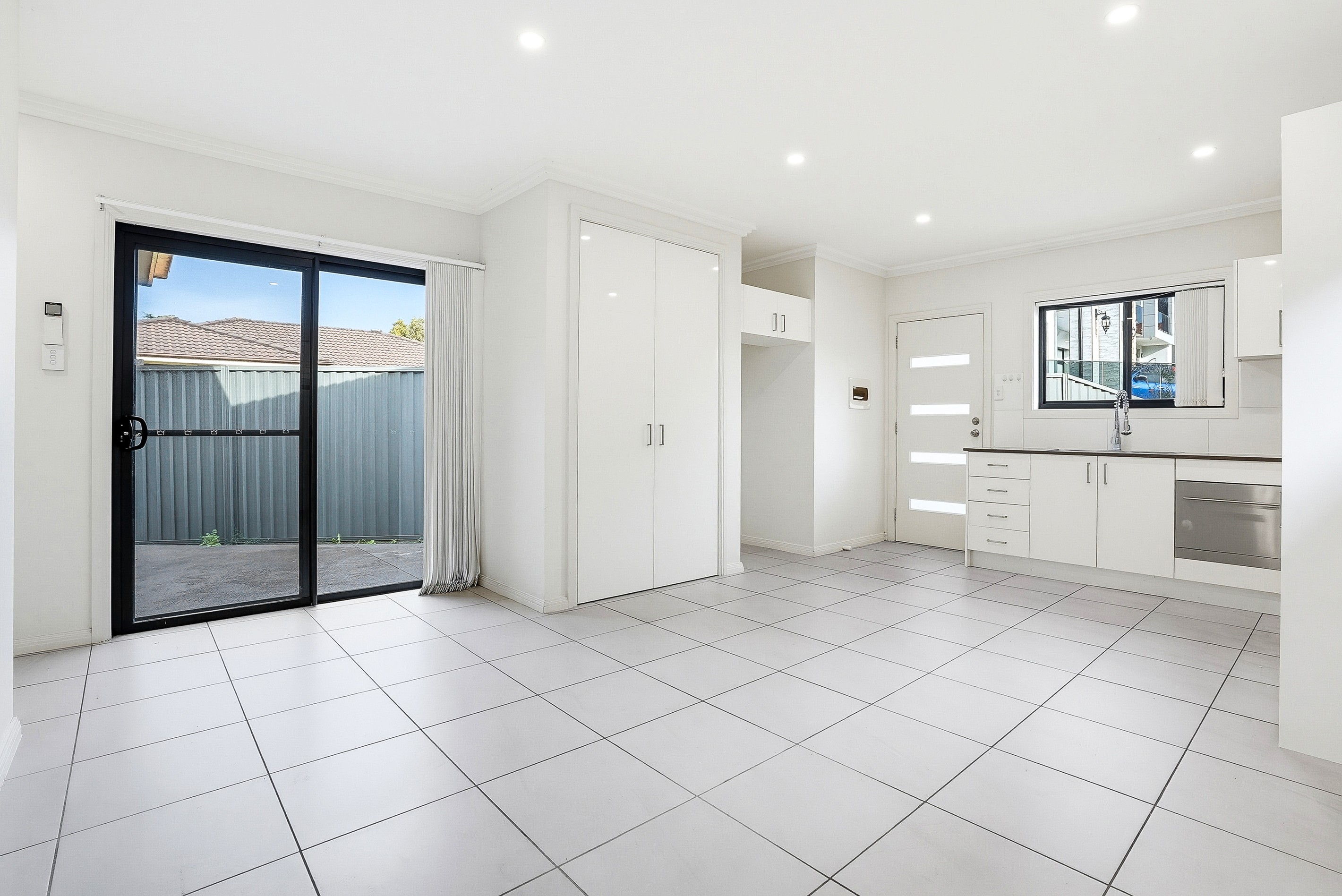 2A Flack Close, Edensor Park, NSW 2176