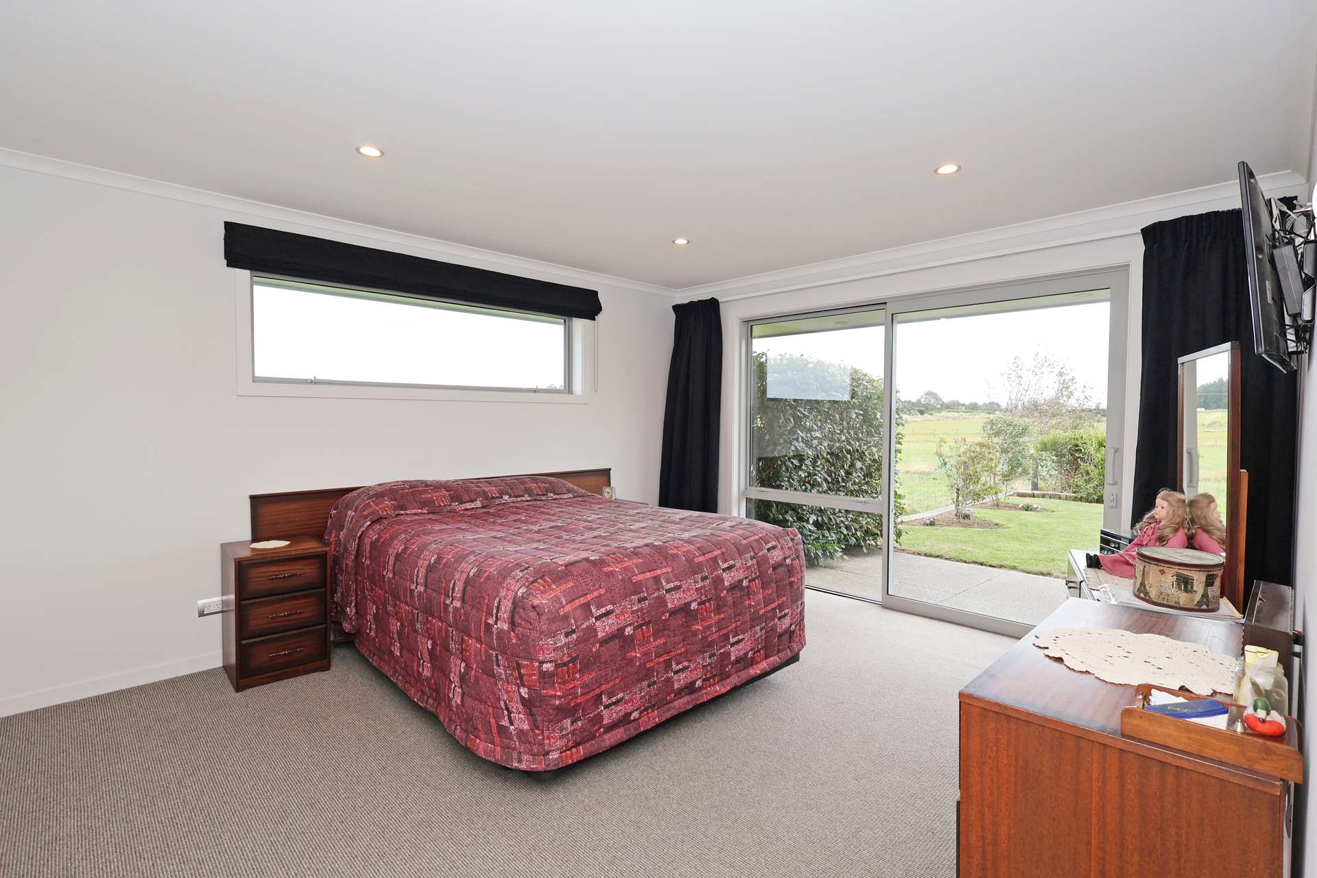 135 Millwood Glen photo 19