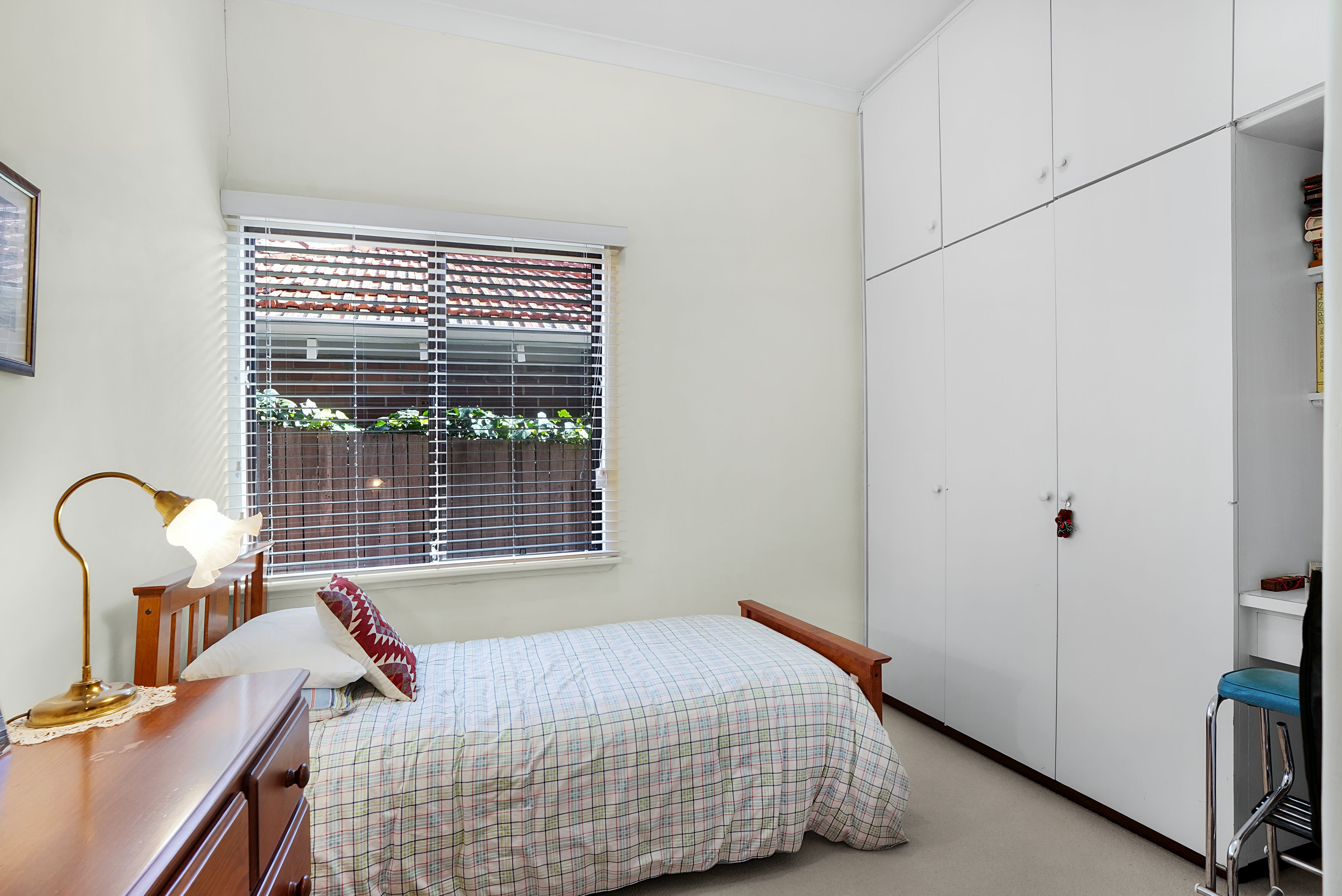 38 Melrose Crescent — photo 16 of 30