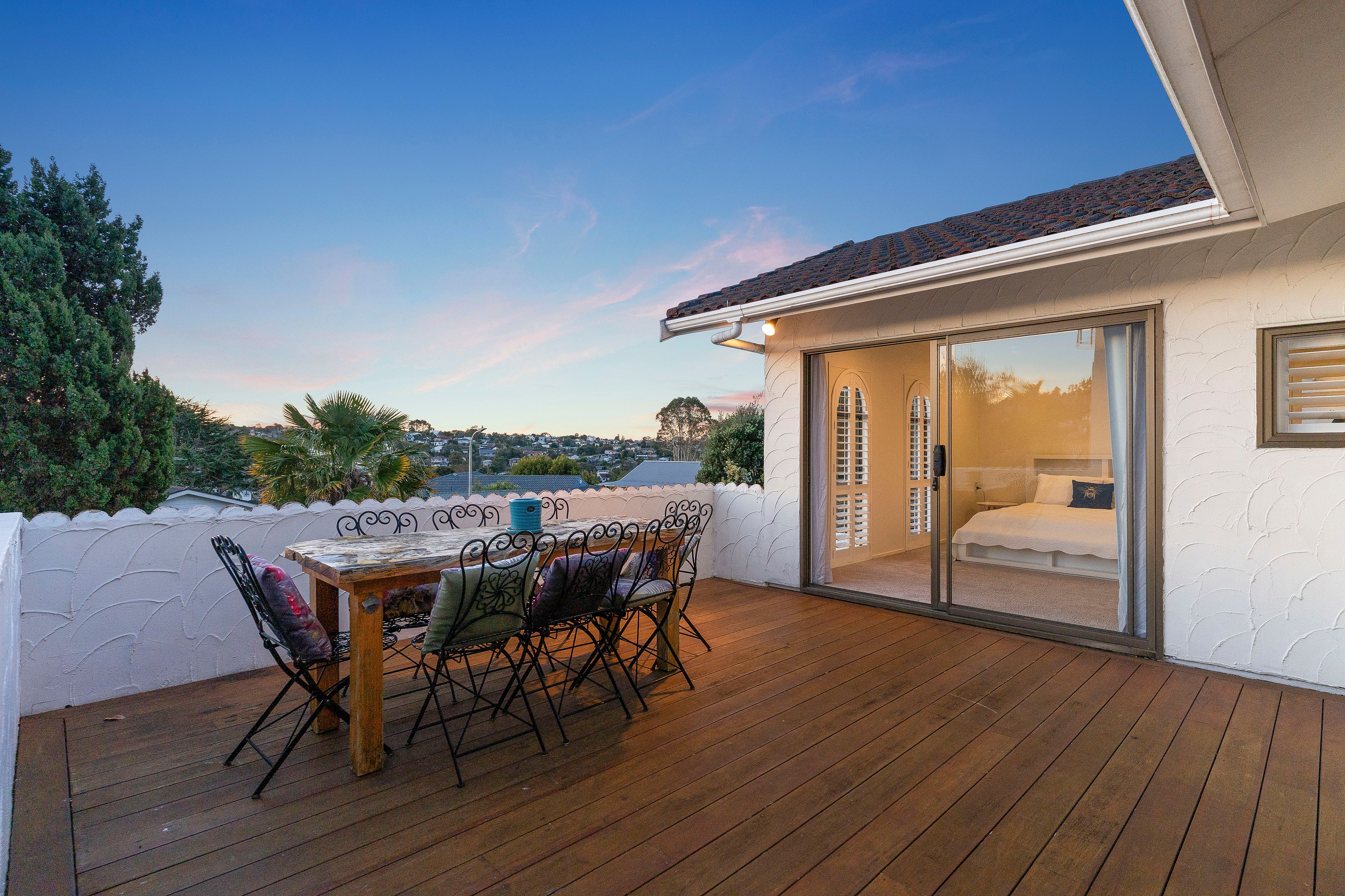 31 Squirrel Lane, Browns Bay, North Shore City
