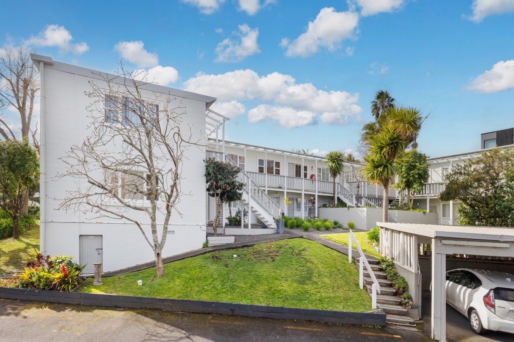 1/5 Edgars Road, Westmere, Auckland City