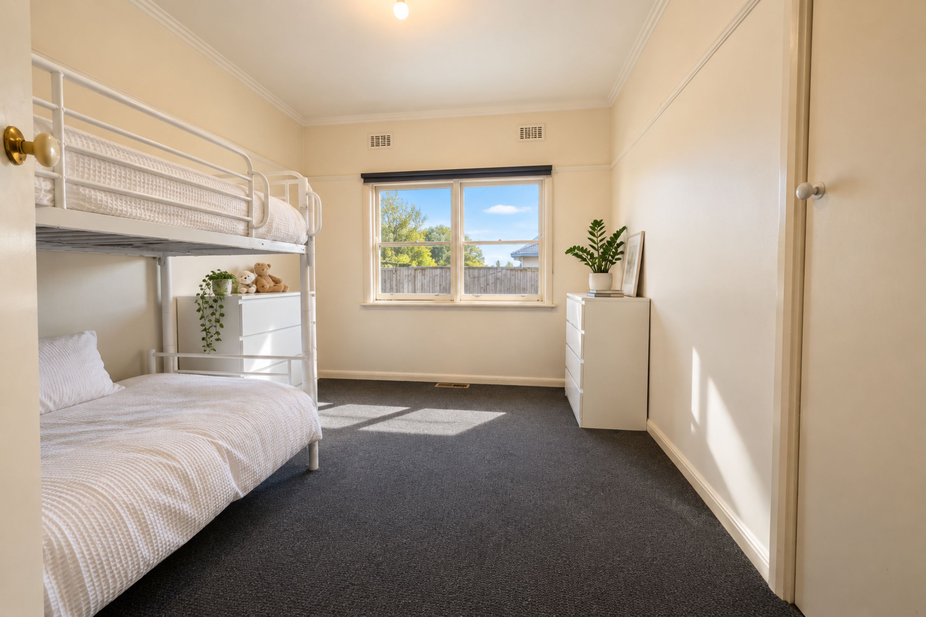 34 Abeckett Street — photo 8 of 16