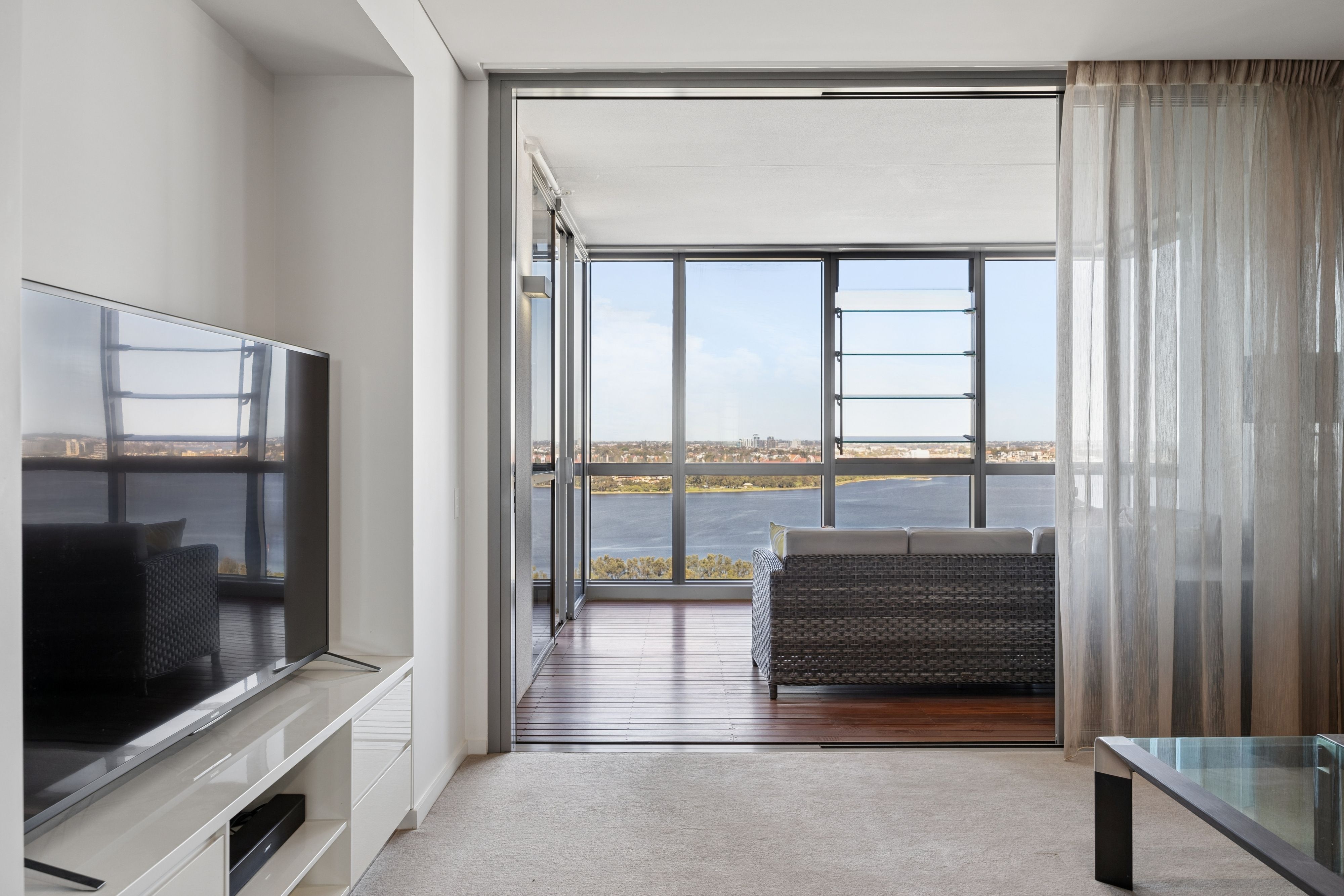 1707/8 Adelaide Terrace — photo 7 of 25