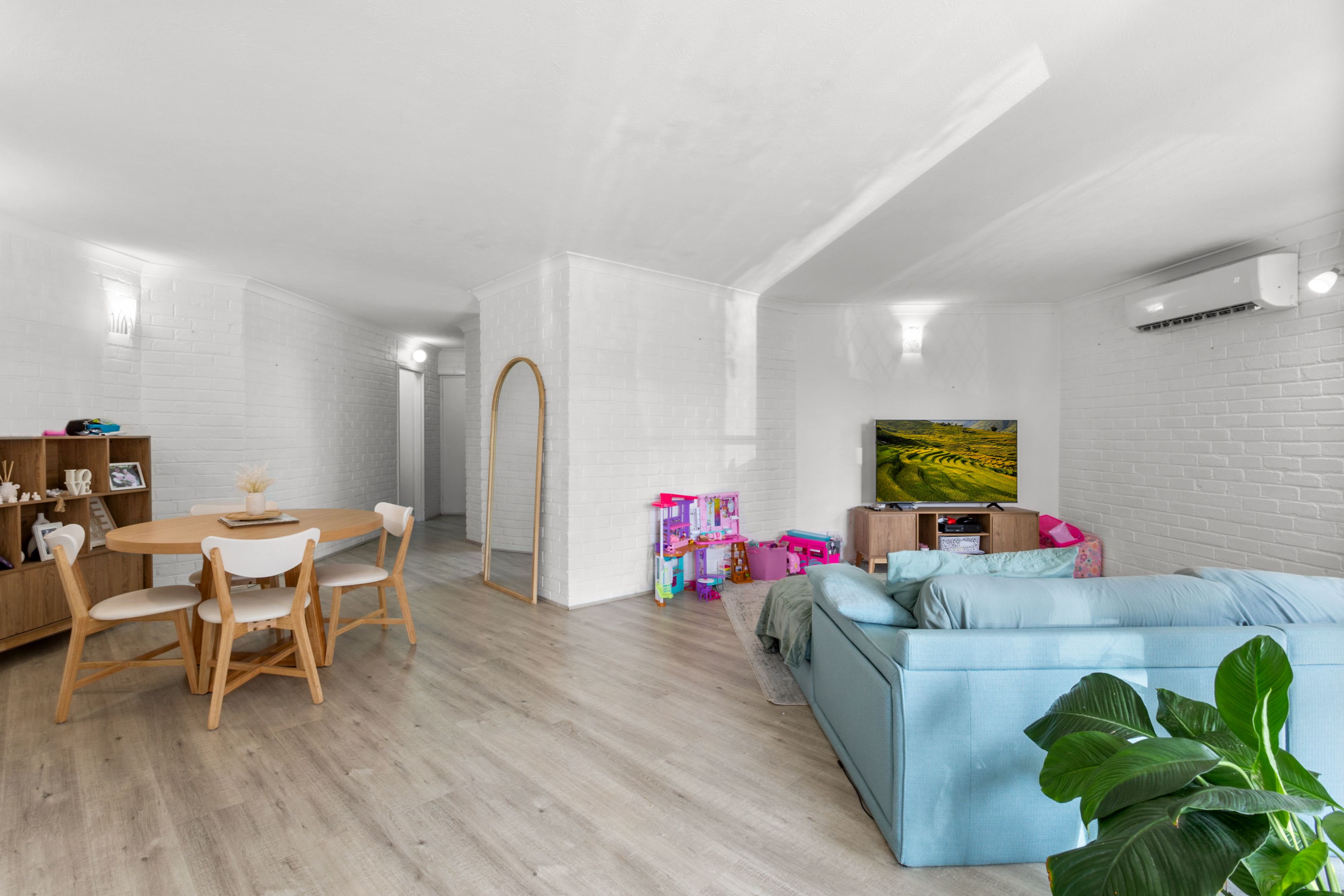 1/96 Oxley Avenue, Woody Point, QLD 4019