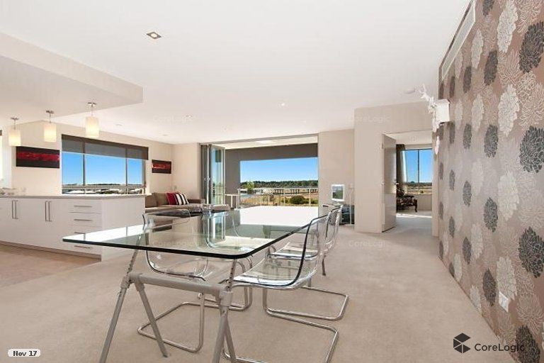131/3-5 Pendraat Parade, Hope Island, QLD 4212