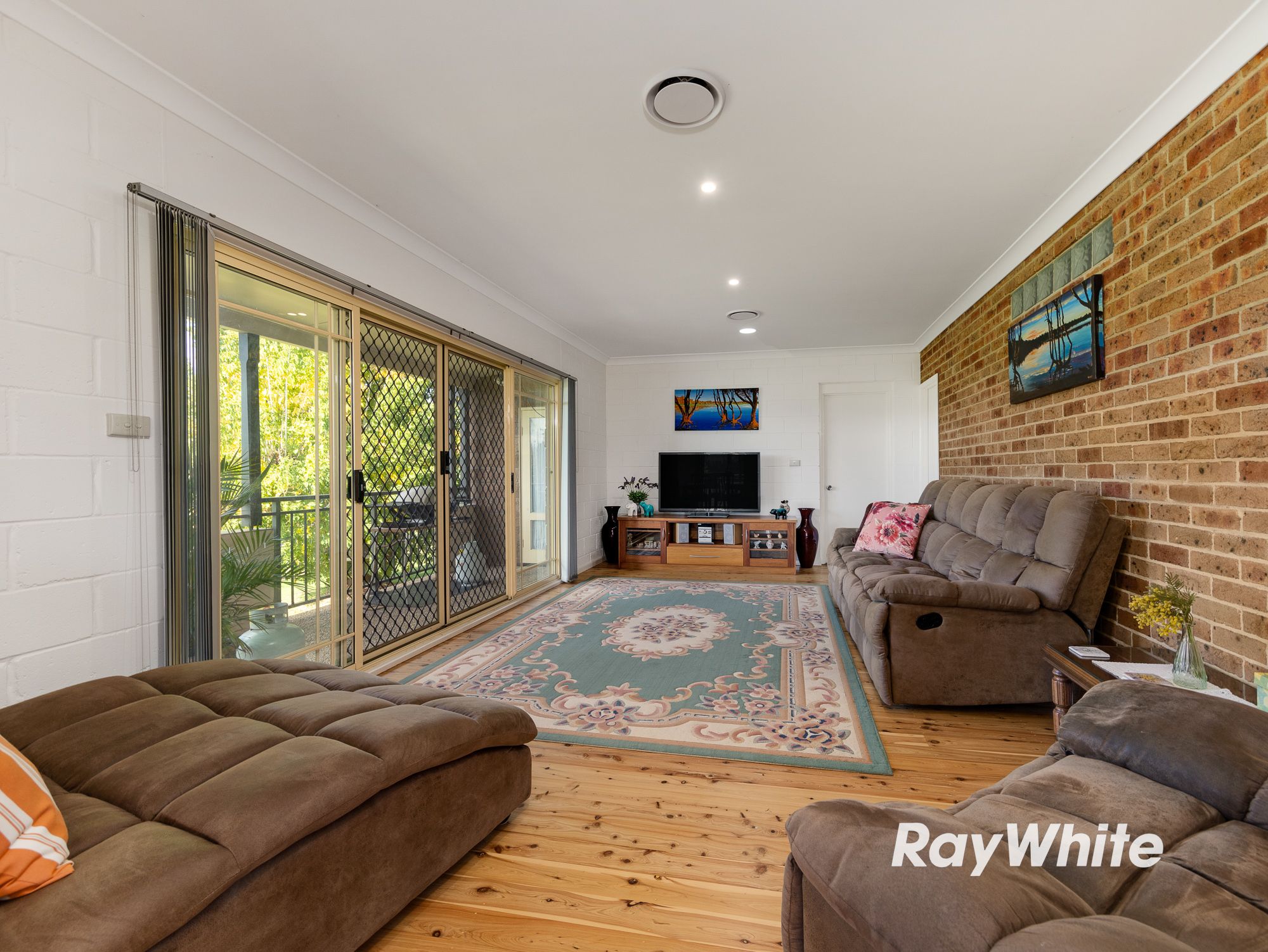 99A Yarragee Road — photo 10 of 30