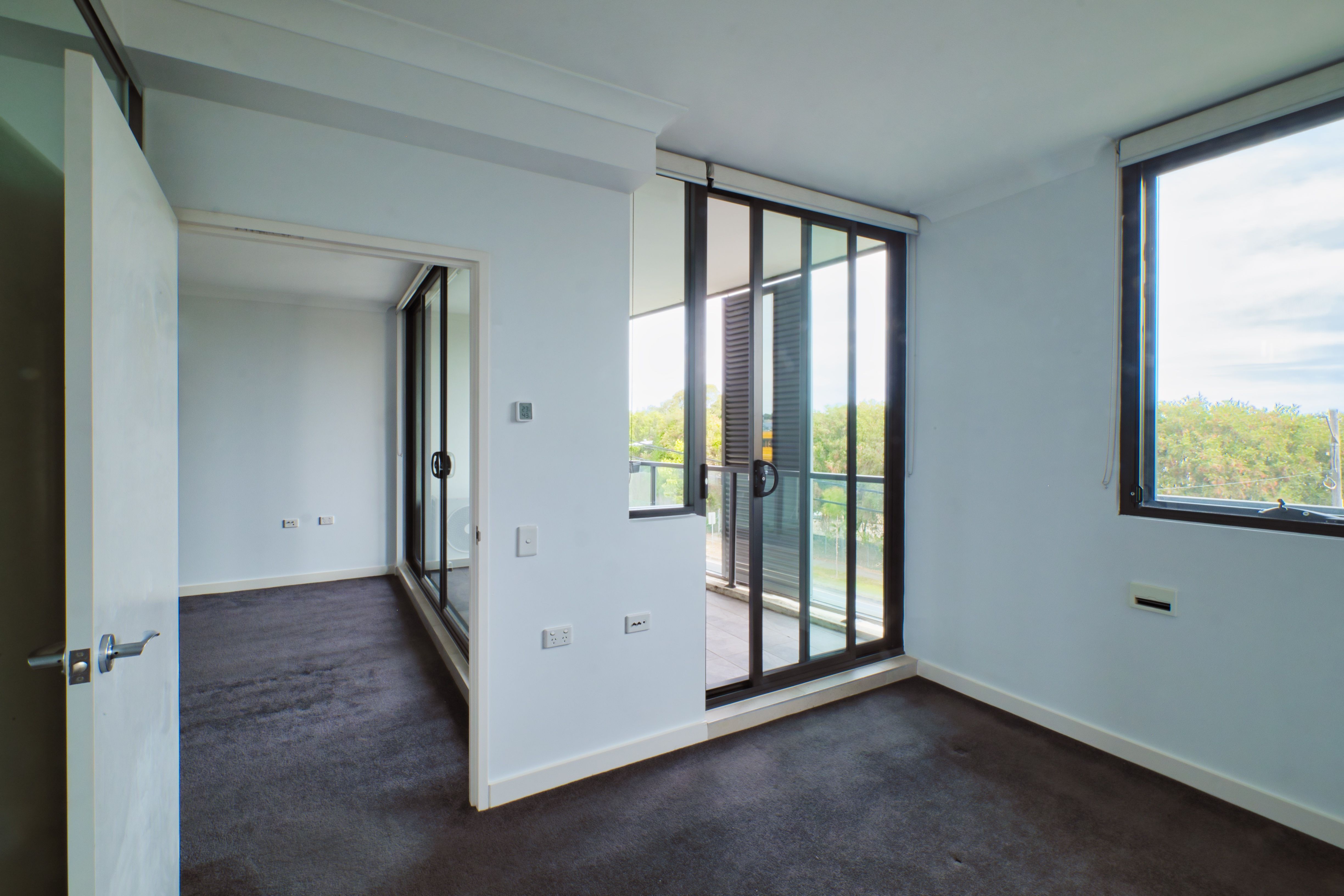 205/549-557 Liverpool Road — photo 5 of 8