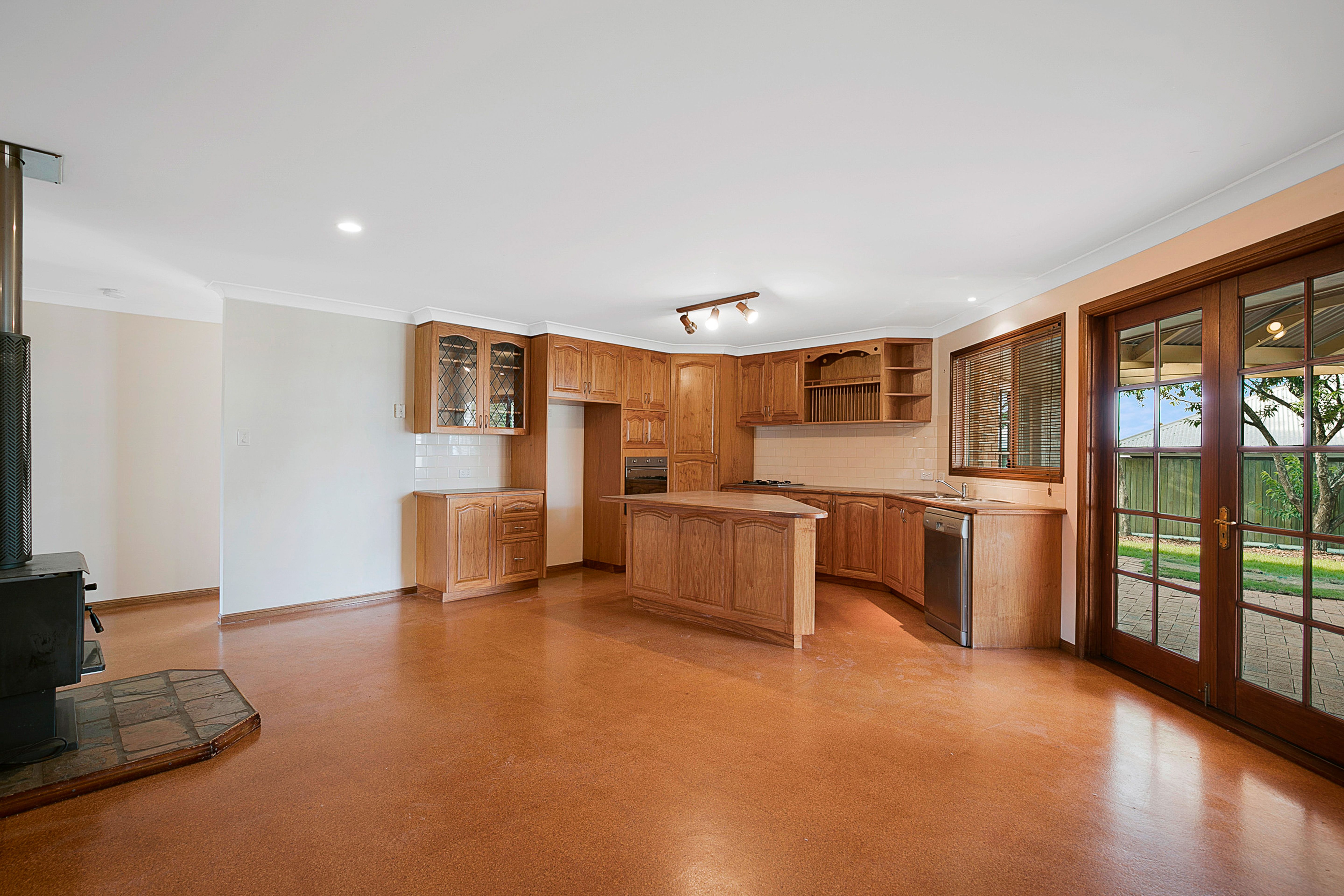 7 Kruiswijk Court, Middle Ridge, QLD 4350