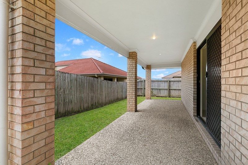 8 Mavis Court — photo 7 of 8
