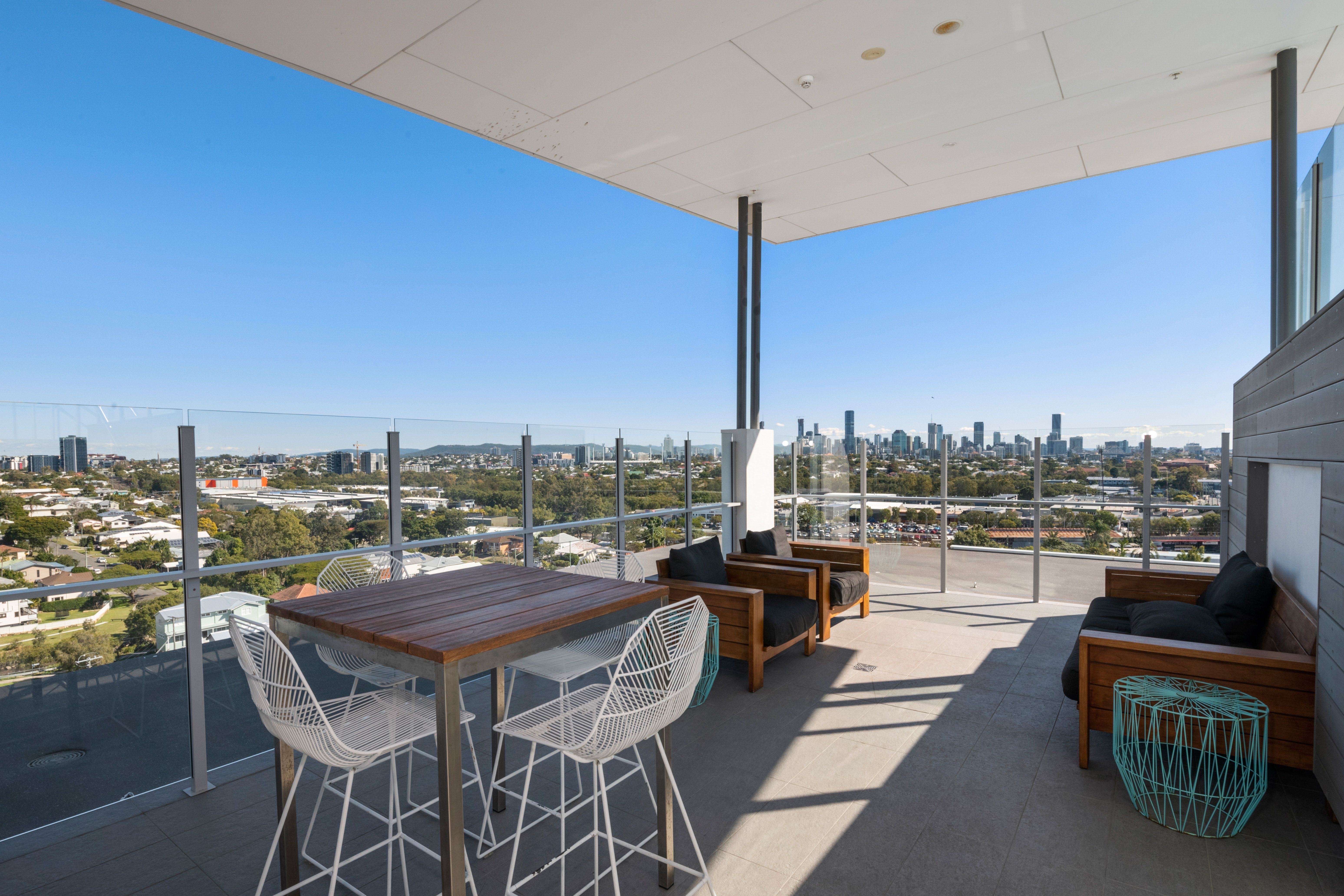 123 CAVENDISH Road, Coorparoo QLD 4151