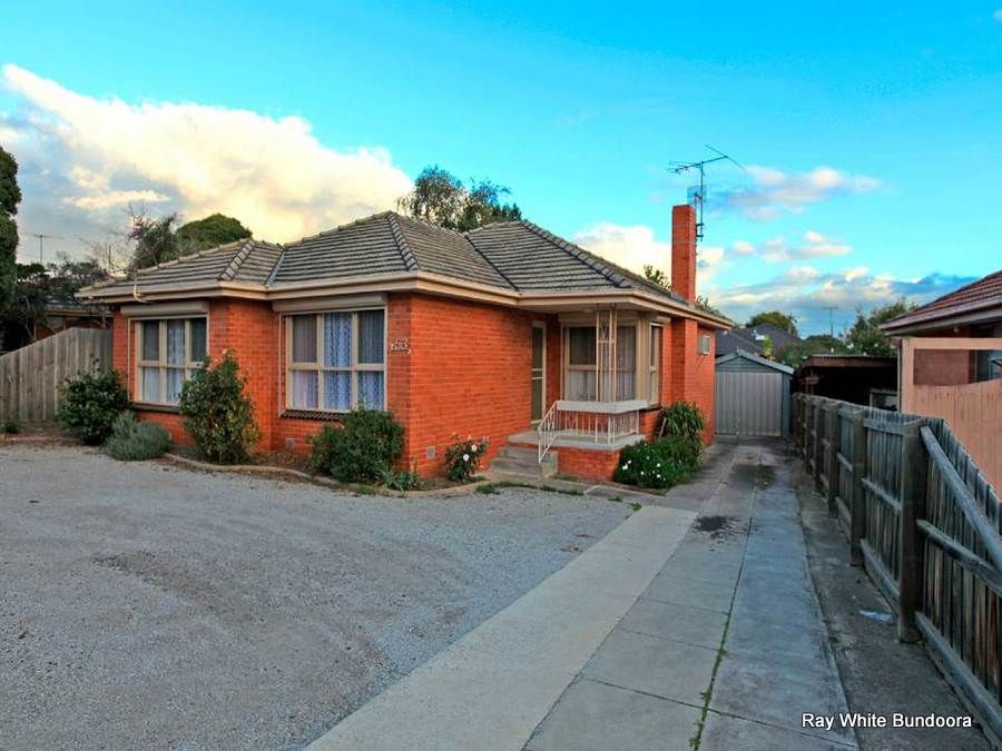 53 Dunne Street, Kingsbury VIC 3083