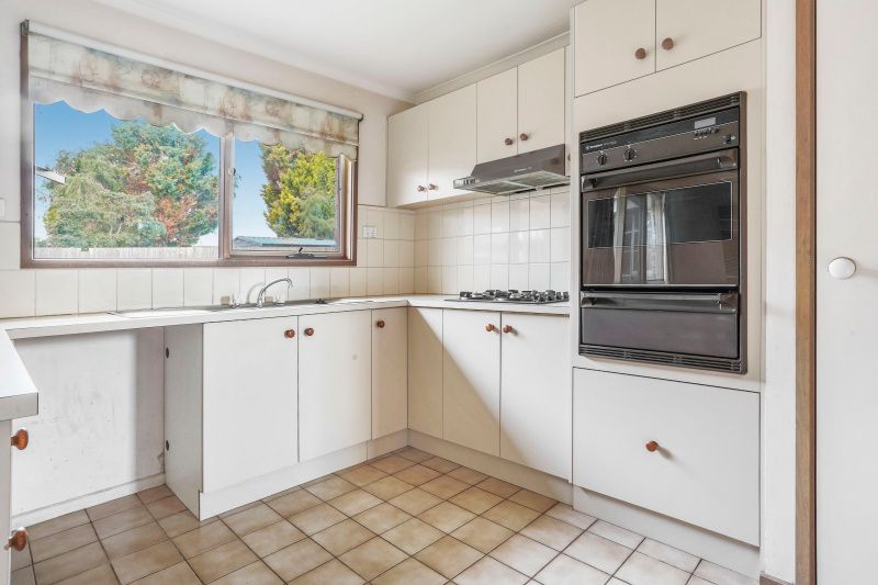 16 Stable Grove, Skye, VIC 3977