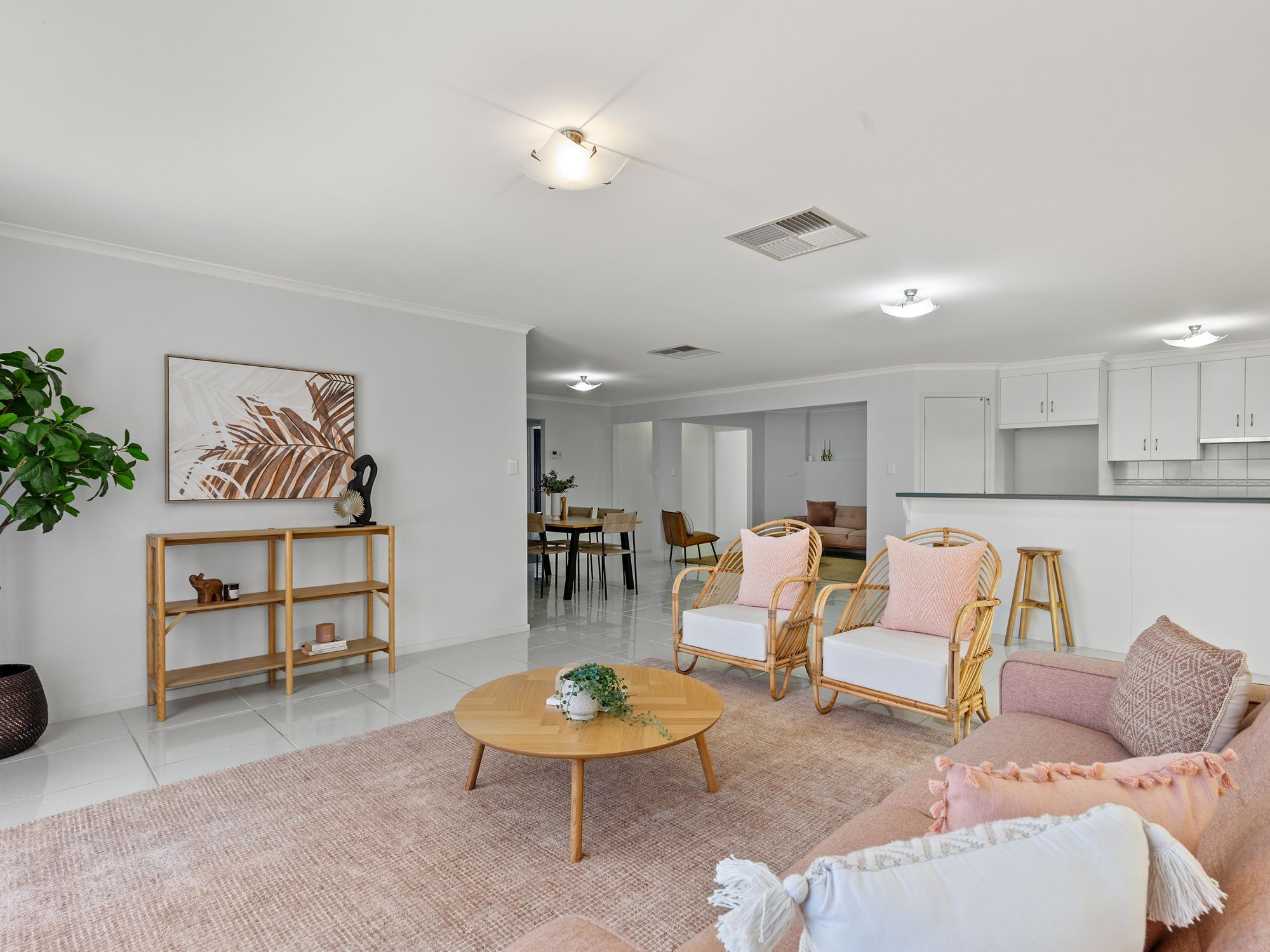 4 Chynoweth Avenue, Hackham SA 5163