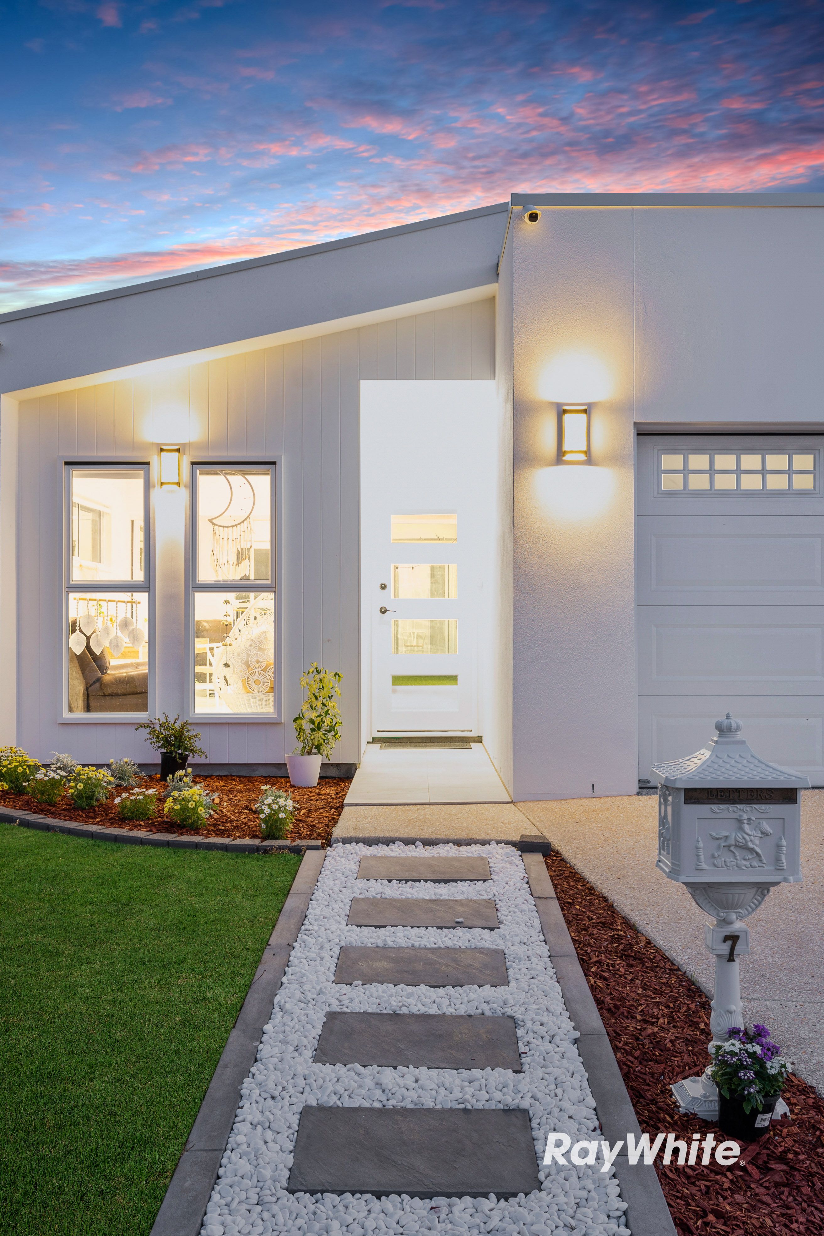 7 Livadi Street, Park Ridge, QLD 4125