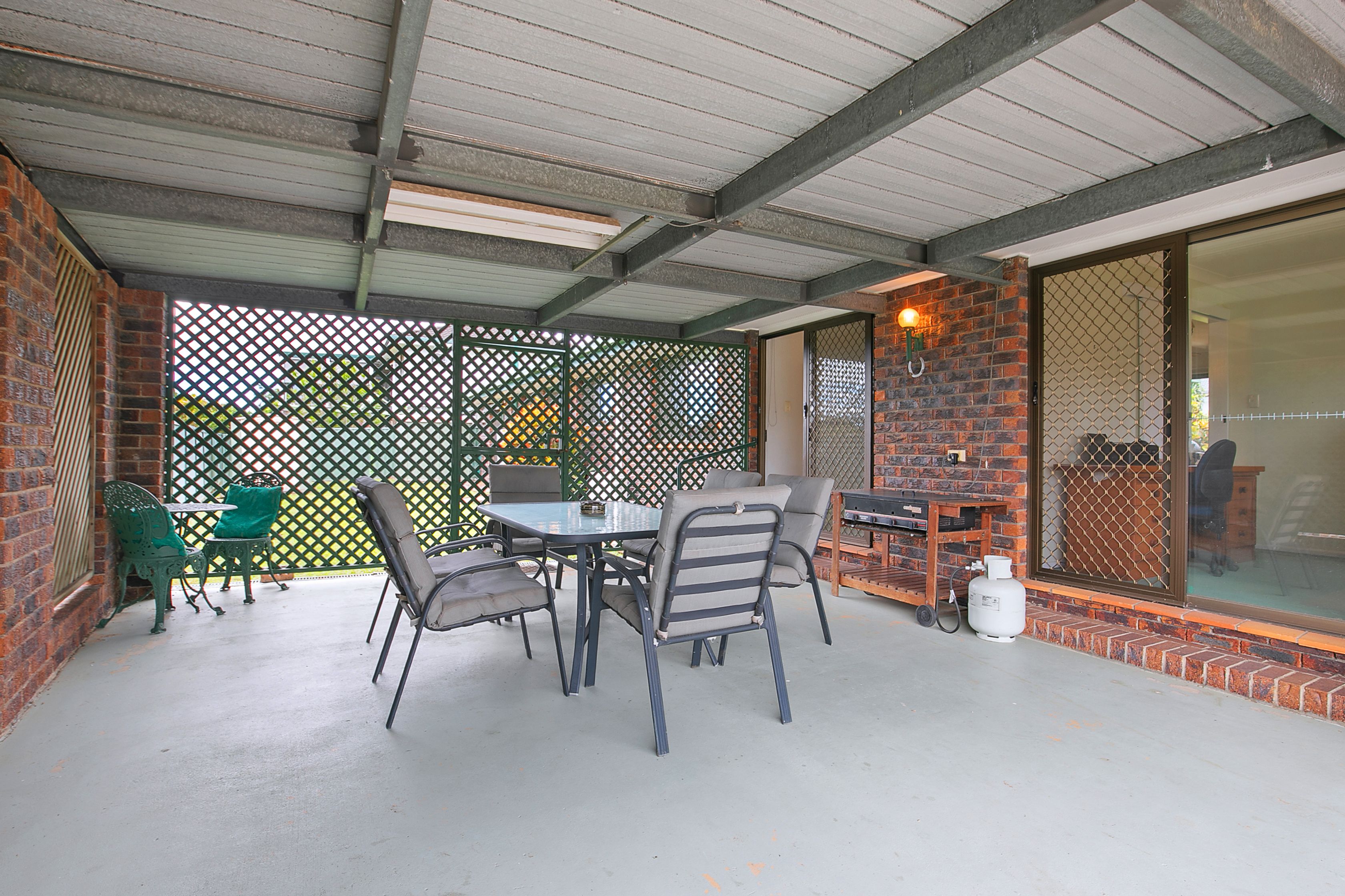 1 Kinross Street — photo 16 of 25