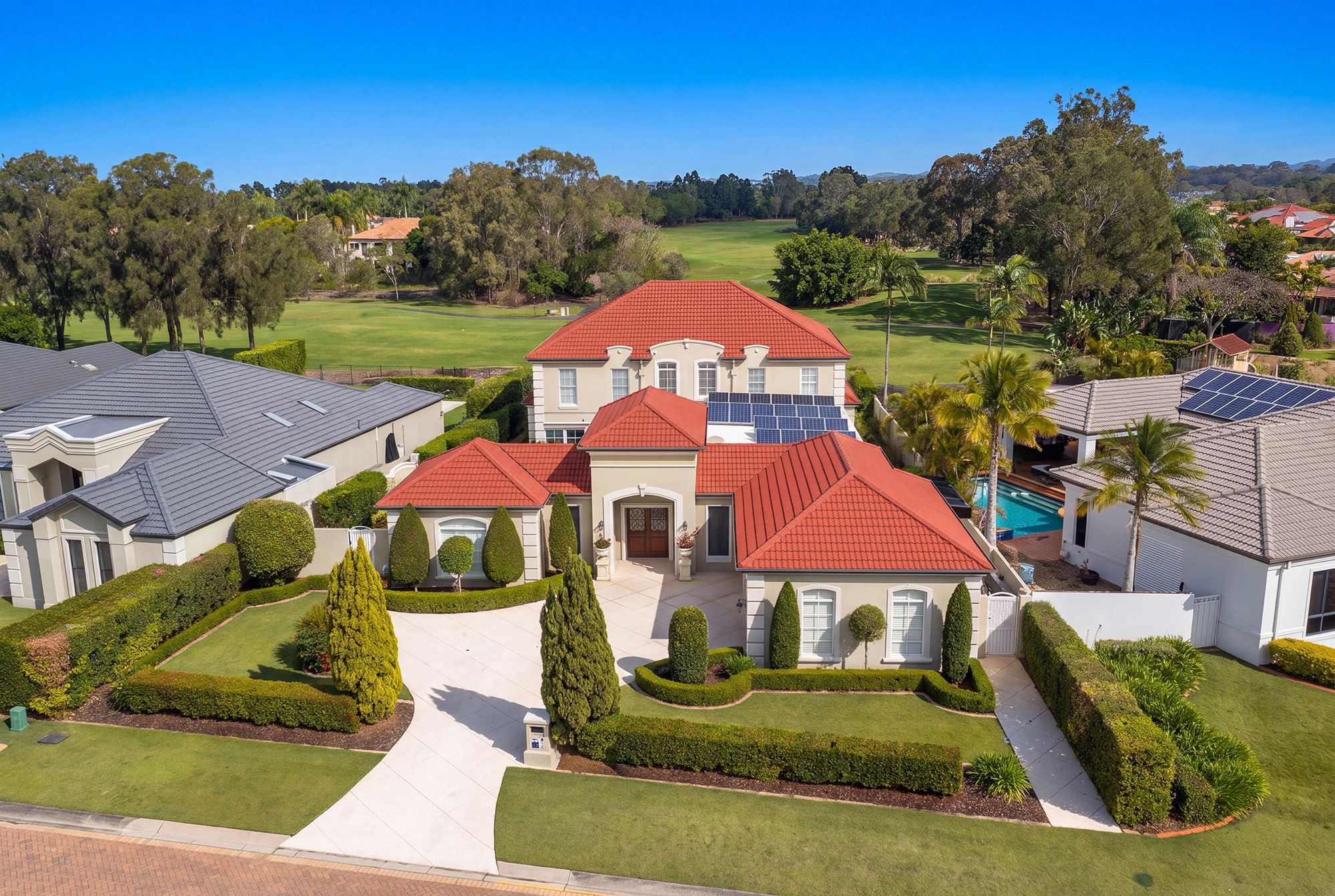 3187 Riverleigh Drive, Hope Island, QLD 4212