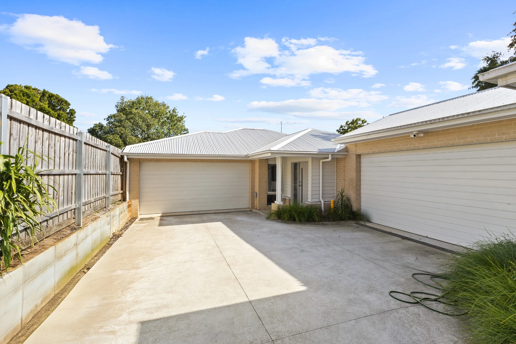 2/6 Church Street, Drouin, VIC 3818