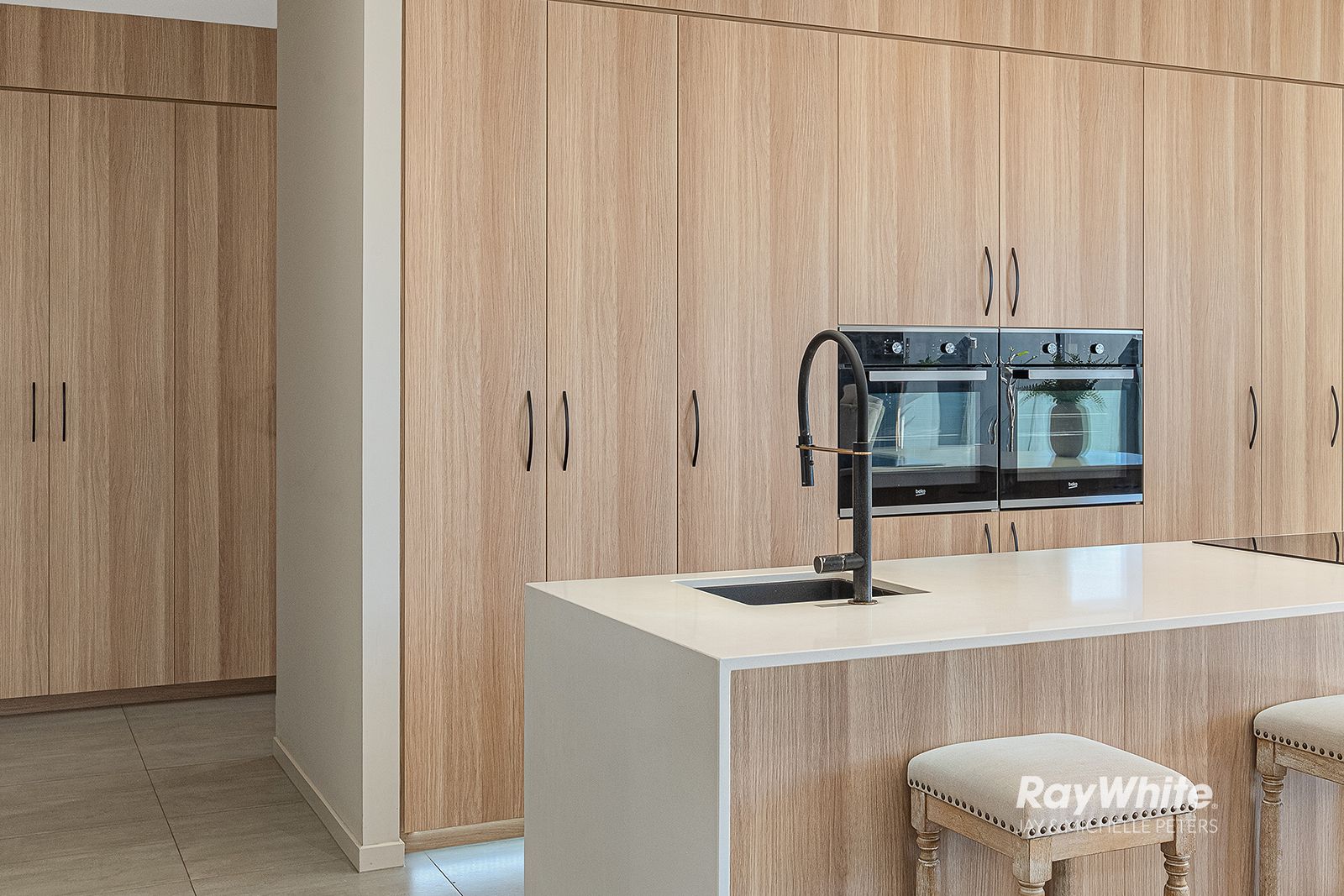 113 Morna Street — photo 9 of 30
