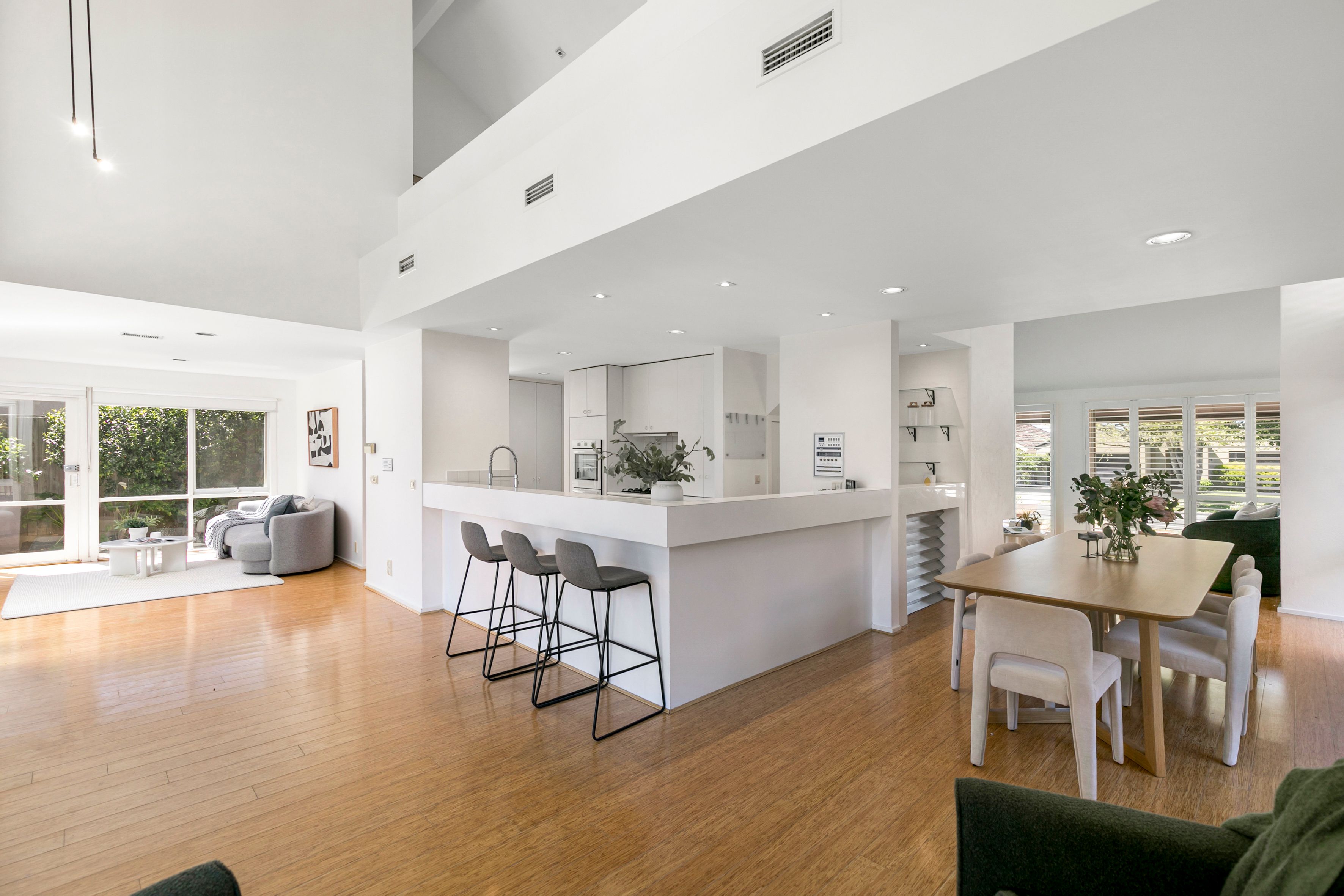 22 Normanby Drive, Greenvale, VIC 3059