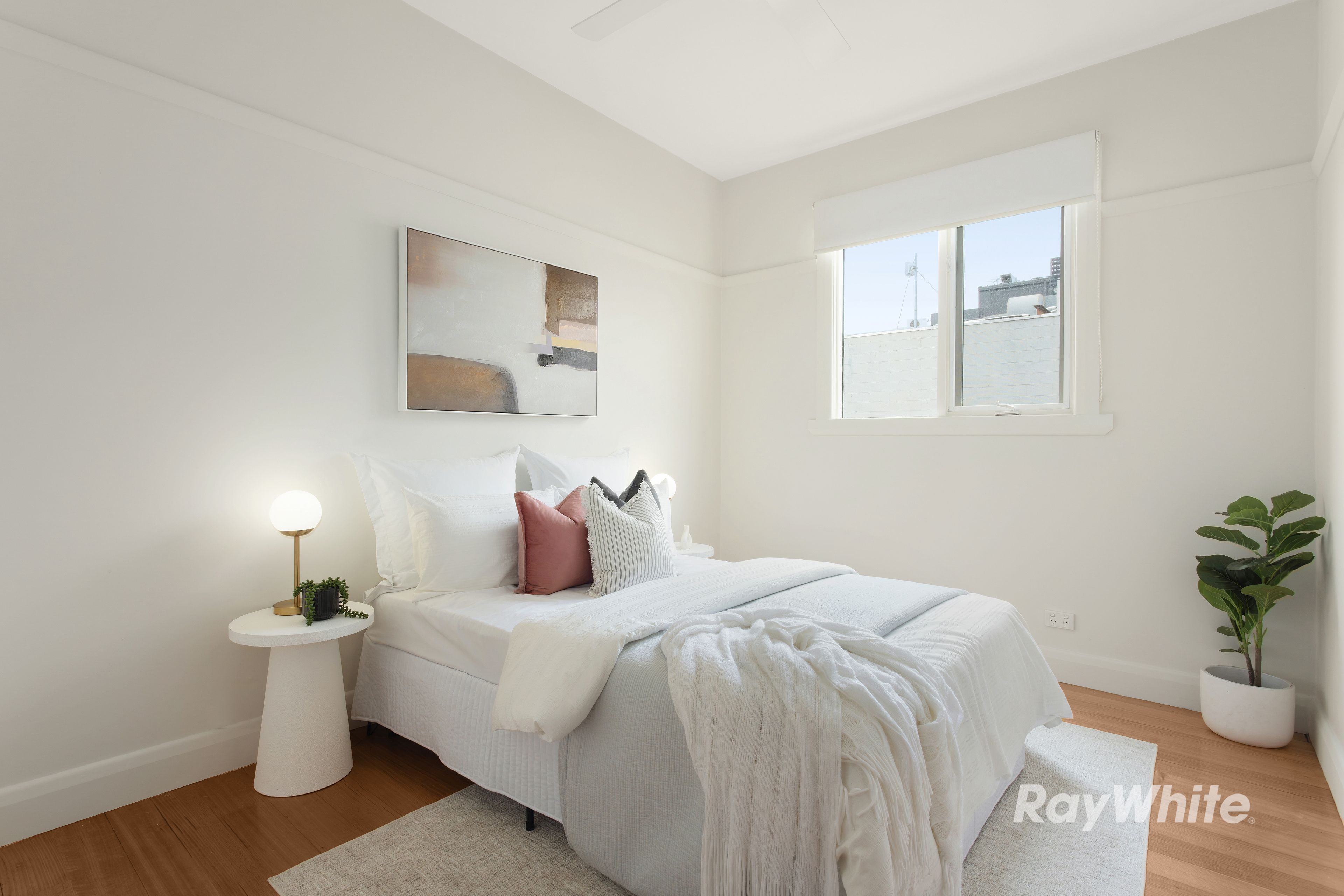 1/213 Balaclava Road — photo 6 of 8