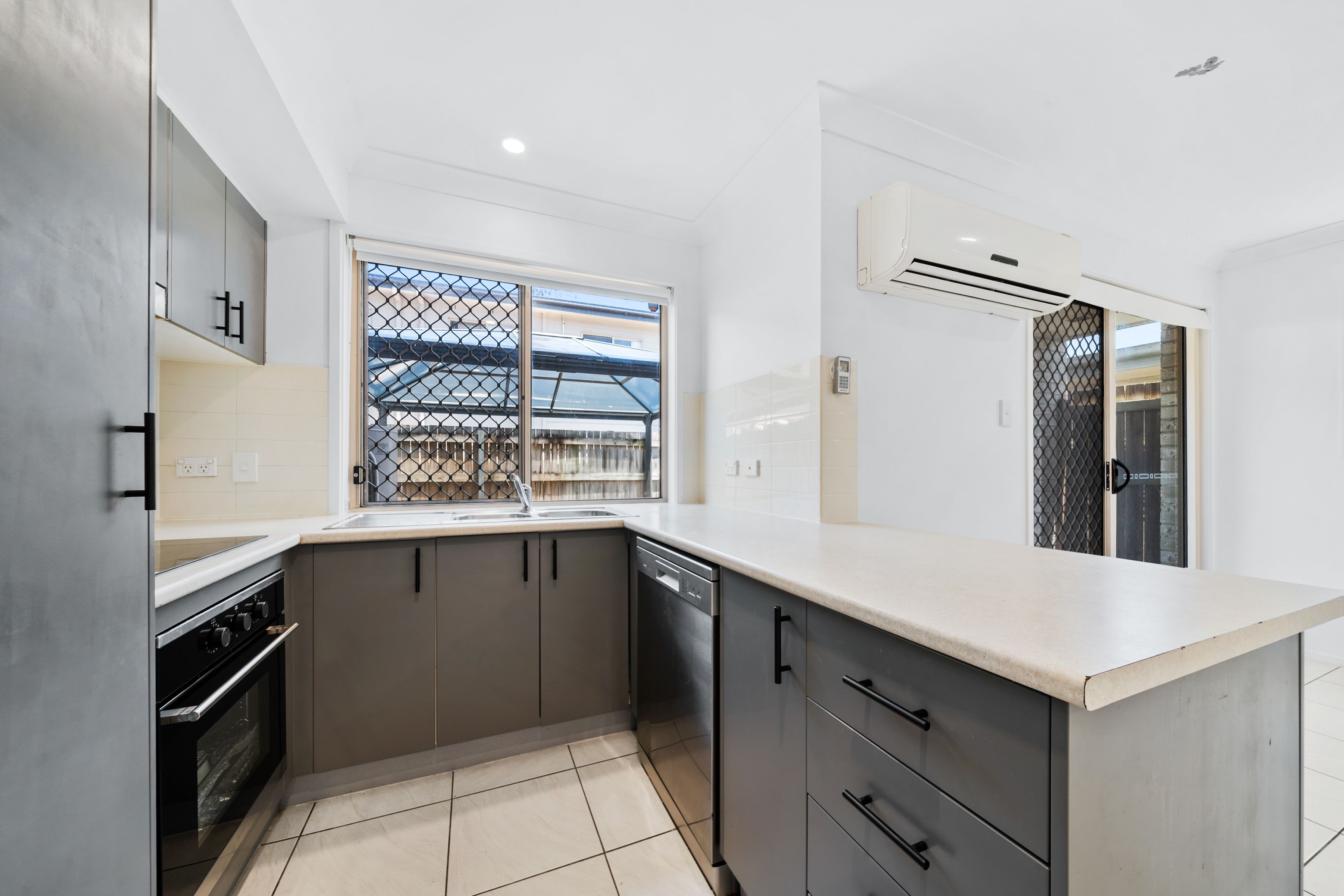 34/172-180 Fryar Road, Eagleby, QLD 4207